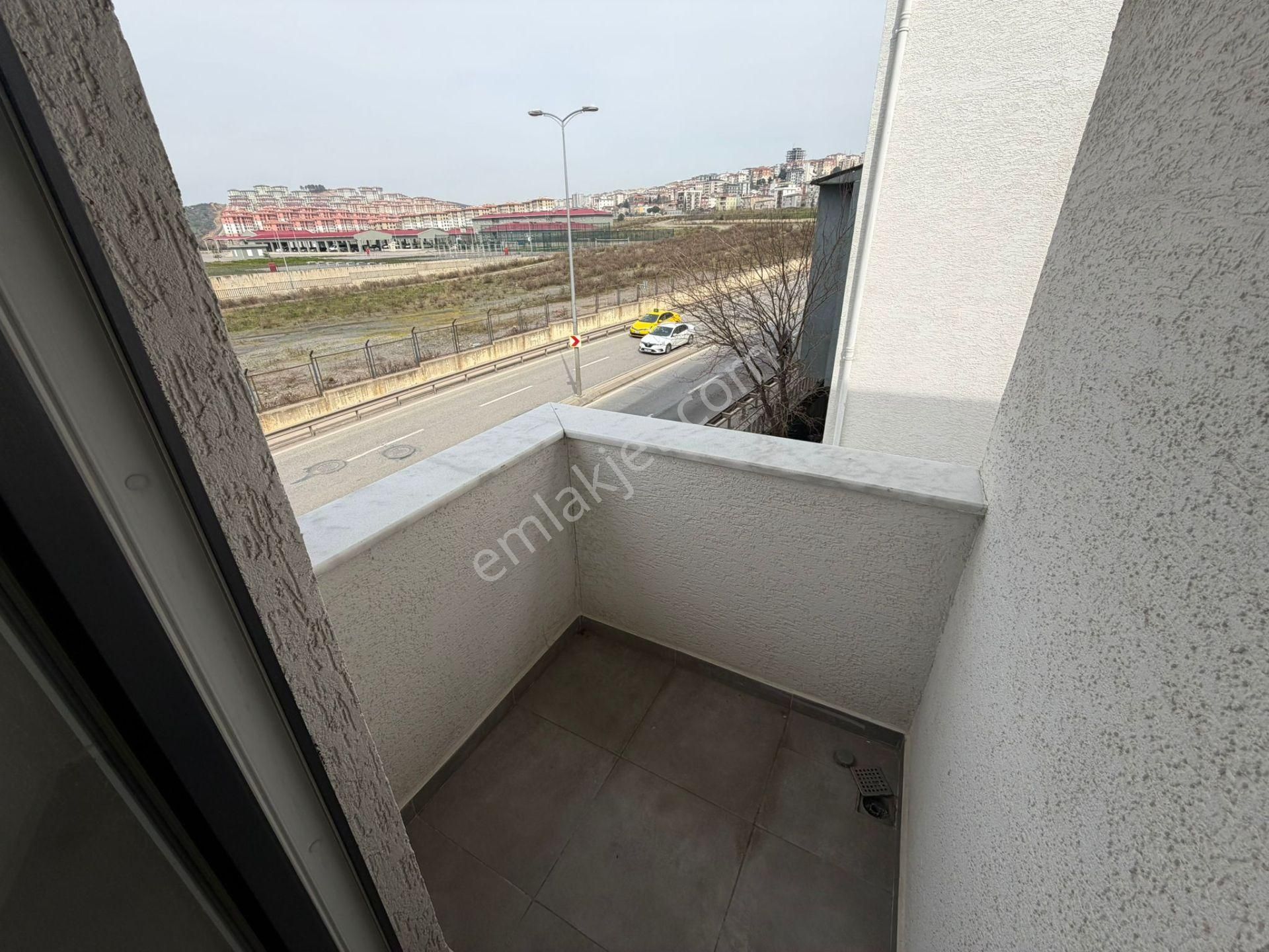 Emlak Dünyasından 0 Binada Tapu Masrafsız Ebeveyn Banyolu Etrafı Açık Ferah 4+2 Dublex - Görsel 24
