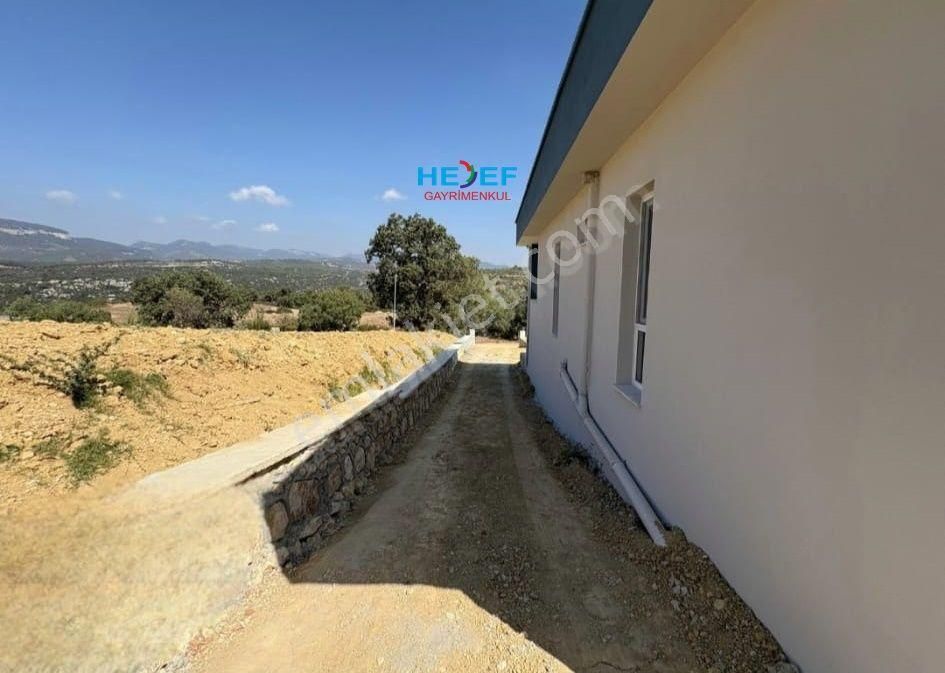 Kuzucubelen'de 1126m2 Arsa Üzerine Kurulu Acil Satılık 2+1 Daire - Görsel 17