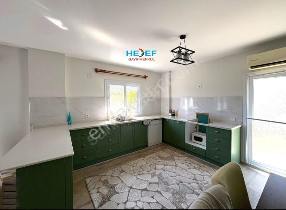 Kuzucubelen'de 1126m2 Arsa Üzerine Kurulu Acil Satılık 2+1 Daire