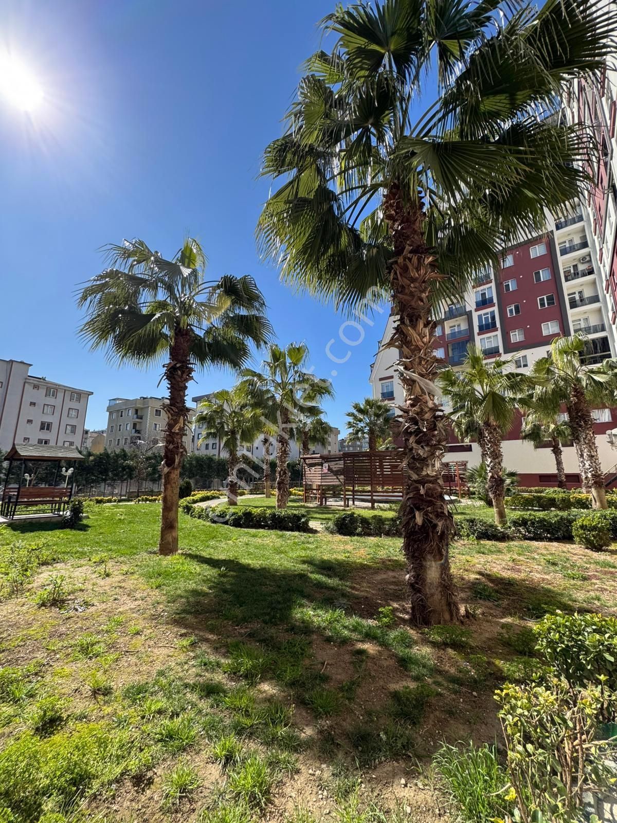 Mertcan'dan Havuzlu Güvenlikli İskanlı Ebeveyn Banyolu 2+1 Daire - Görsel 23
