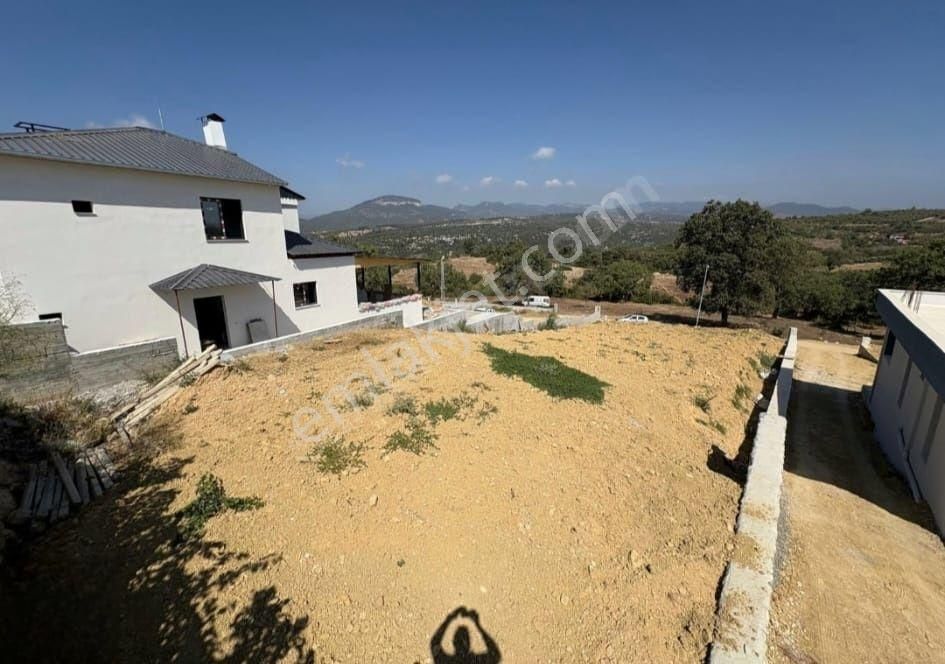 Hedef'ten Kuzucubelen'de 840m2 Satılık Arsa