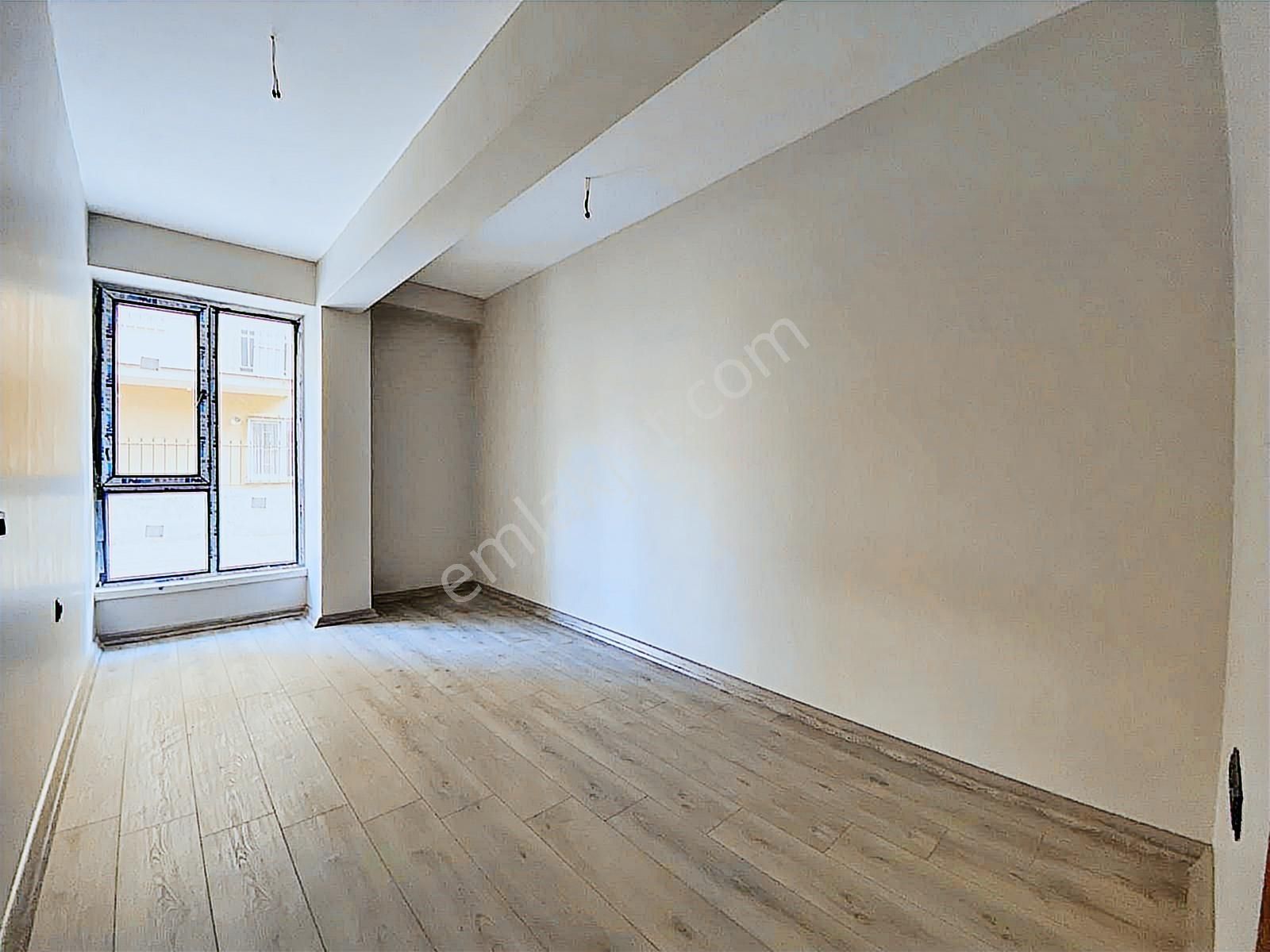 Yenimahallede Sıfır Lüks Konforlu Ulaşıma Şehir Has. Yakını 1+1 - Görsel 6