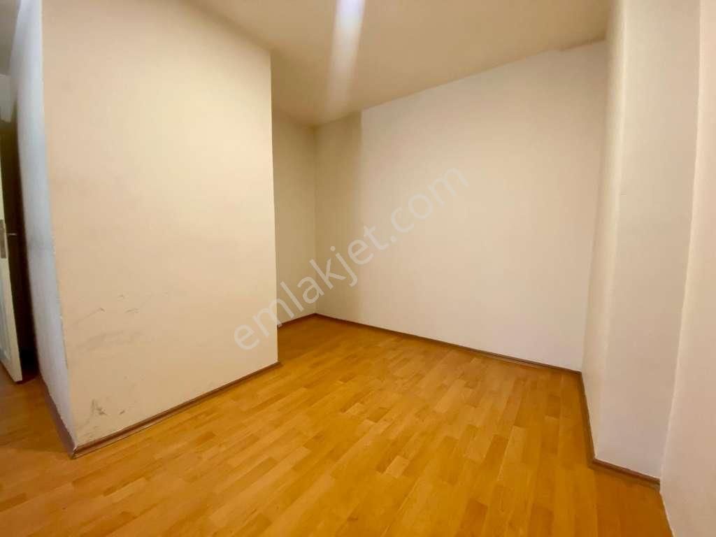 Kaçmaz'dan Altıntepe'de Yenilenmiş Masrafsız 3+2 Kiralık Dubleks - Görsel 30