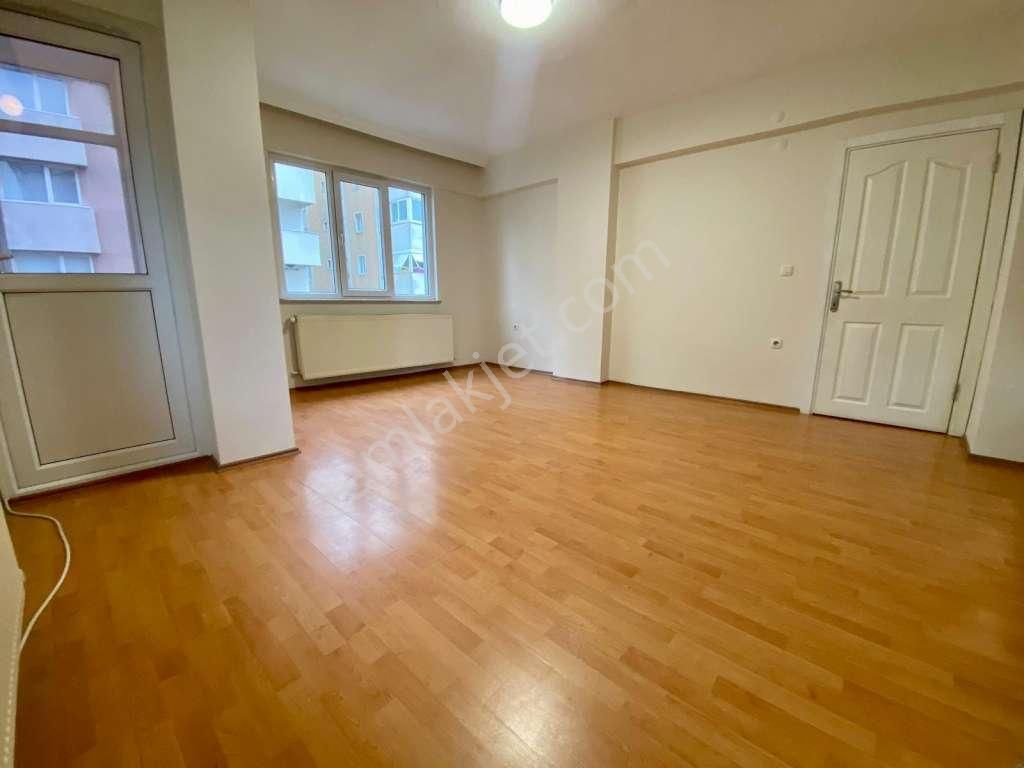 Kaçmaz'dan Altıntepe'de Yenilenmiş Masrafsız 3+2 Kiralık Dubleks - Görsel 6