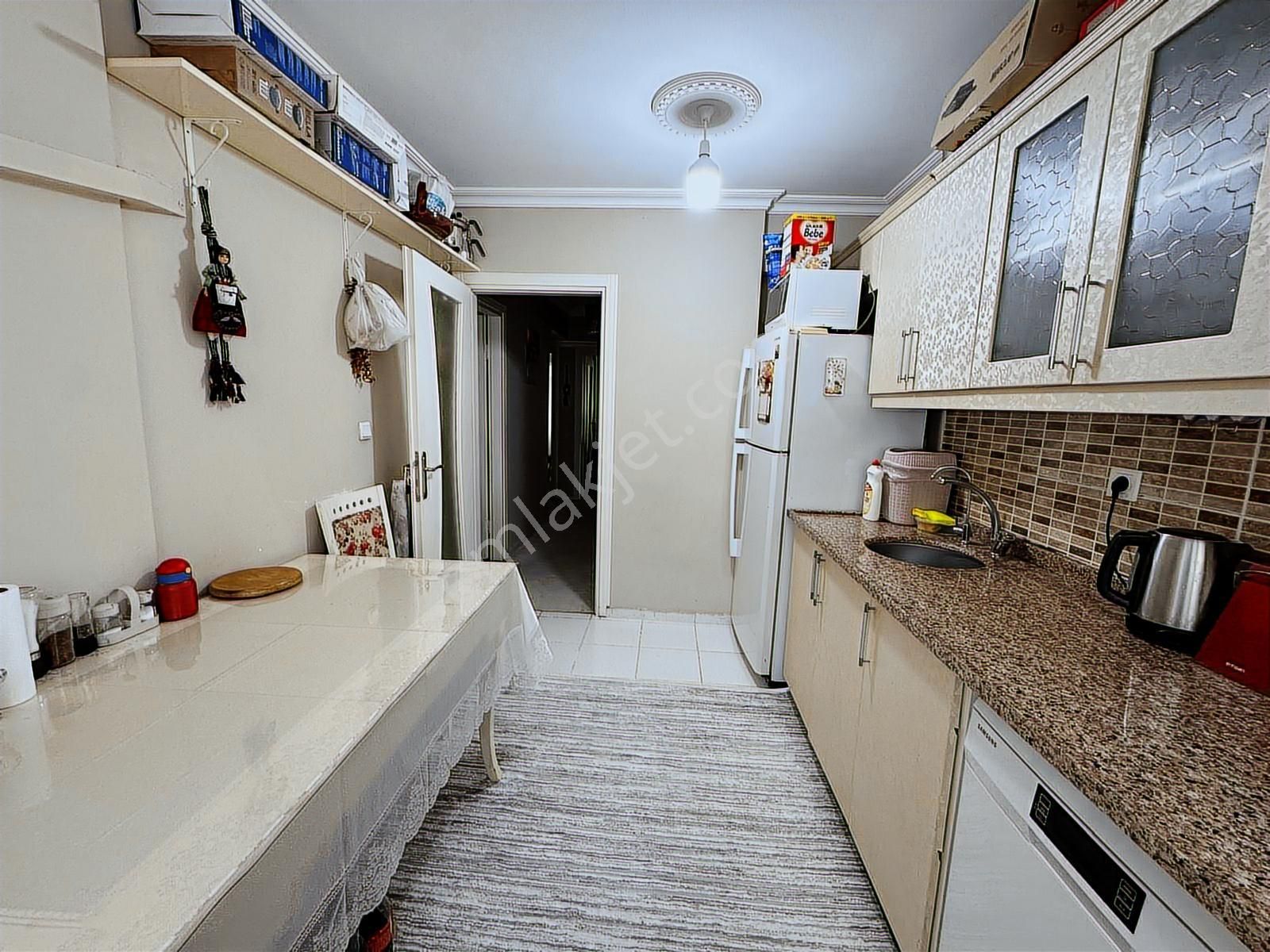 Gaziosmanpaşa Karadenizde Kaçırılmayacak Fırsat 2+1 Arakat Daire - Görsel 16