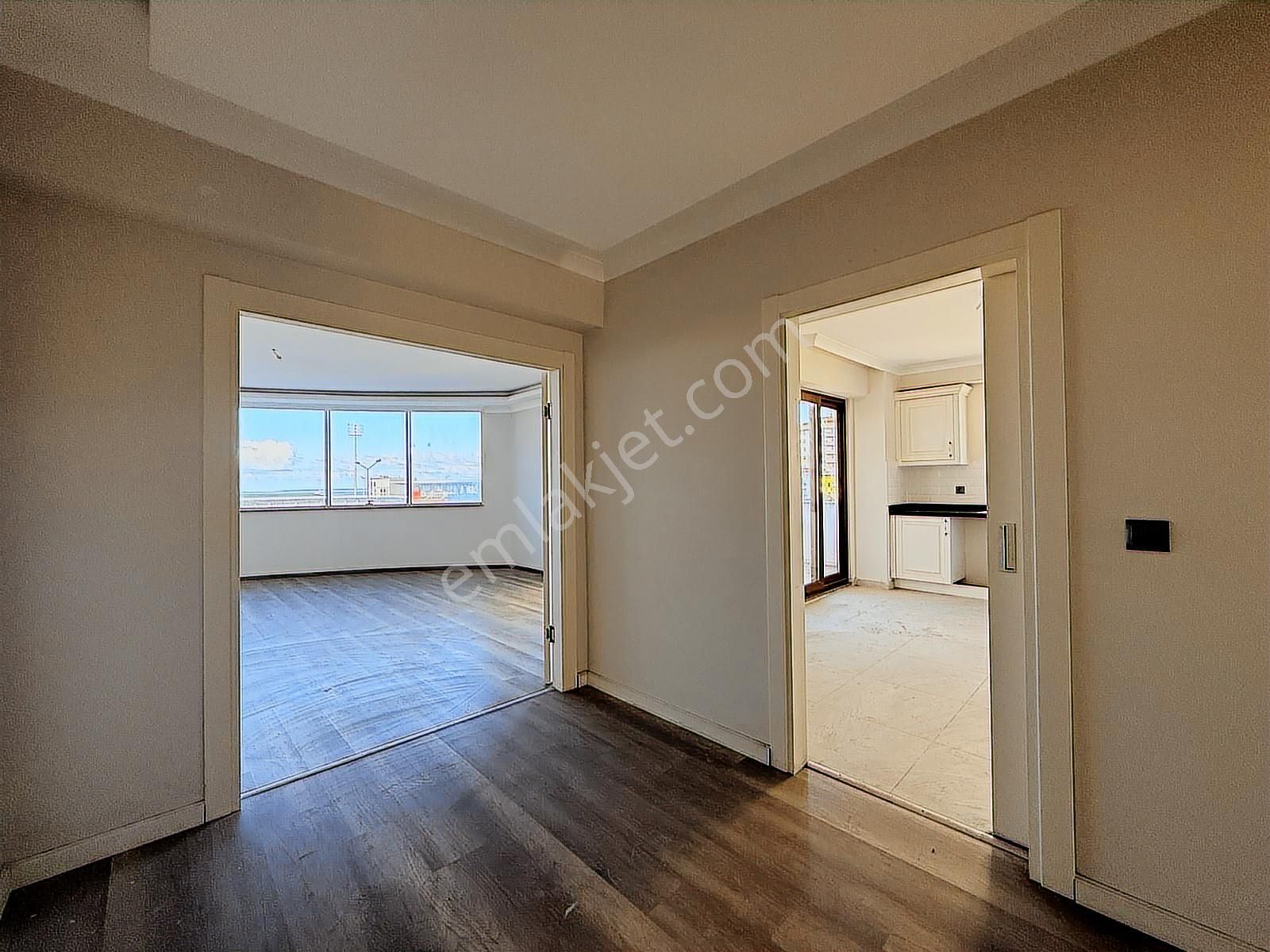 Söğütlü'de Elit Sitede Taşınmaya Hazır 4+1 Daire | Tekce - Görsel 8