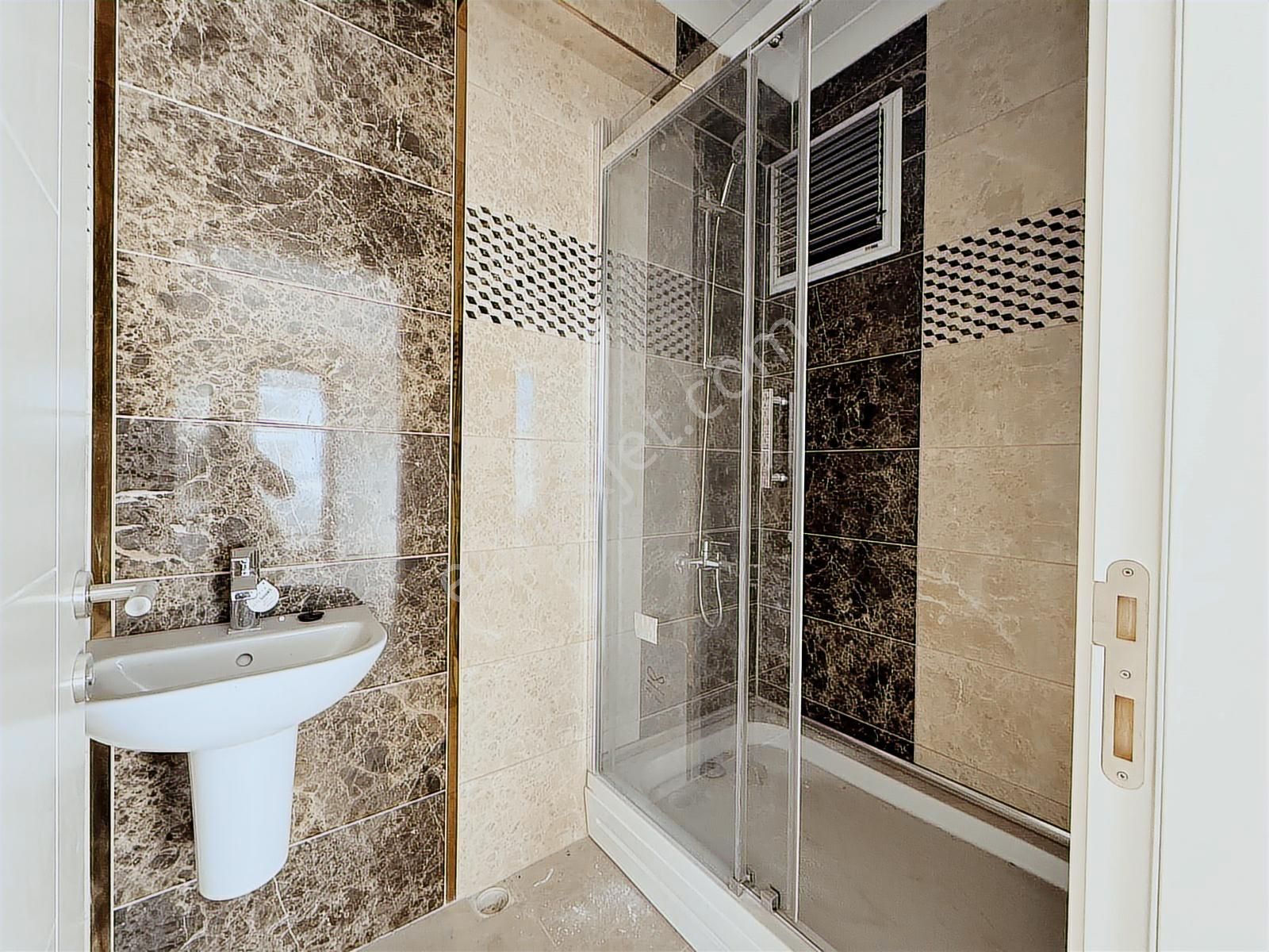 Söğütlü'de Elit Sitede Taşınmaya Hazır 4+1 Daire | Tekce - Görsel 17