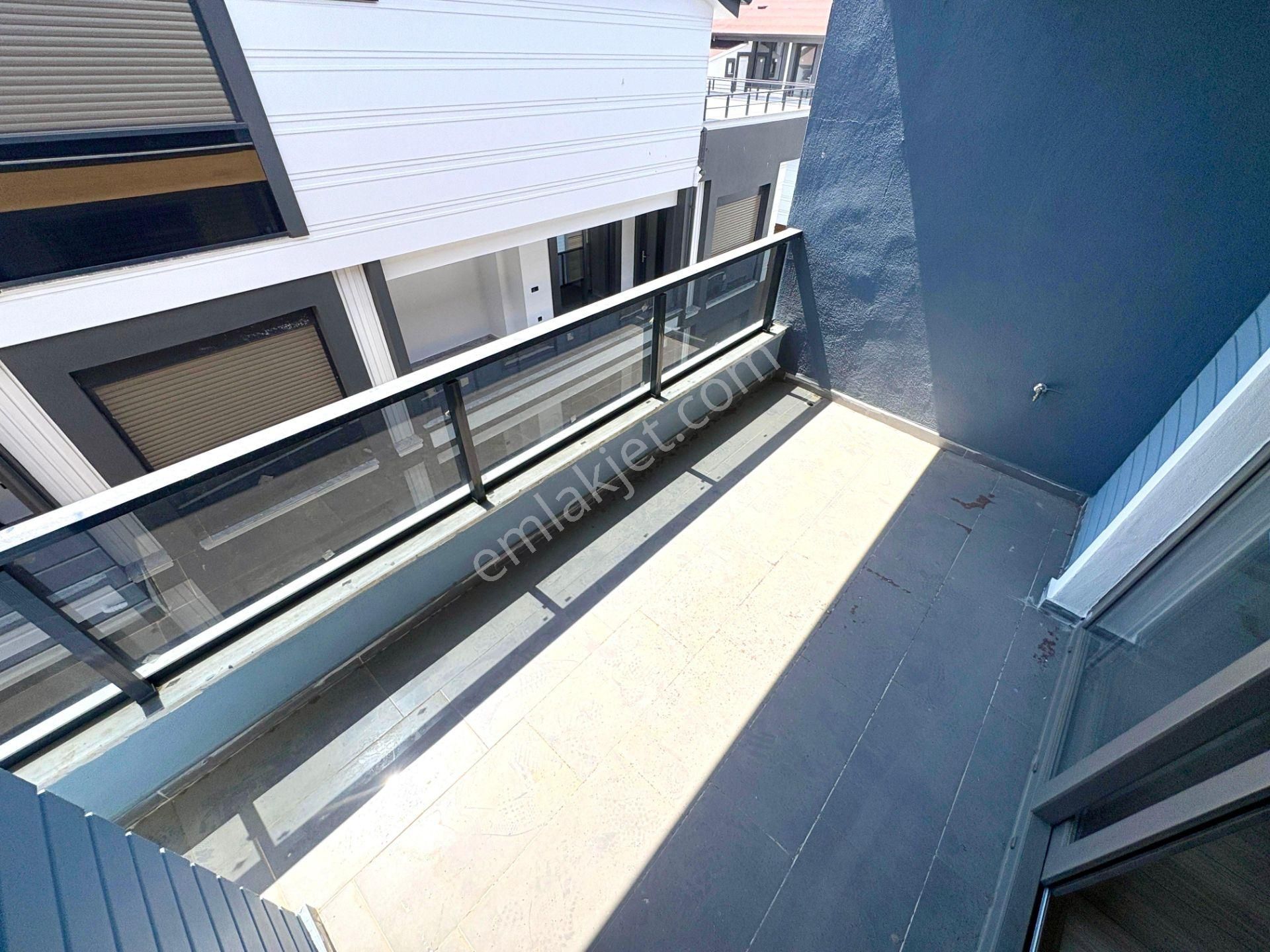 ▶ ▶akçay Körfez'den Sıfır Ayrı Mutfaklı Asansörlü 2+1 Satılık Dubleks - Görsel 13