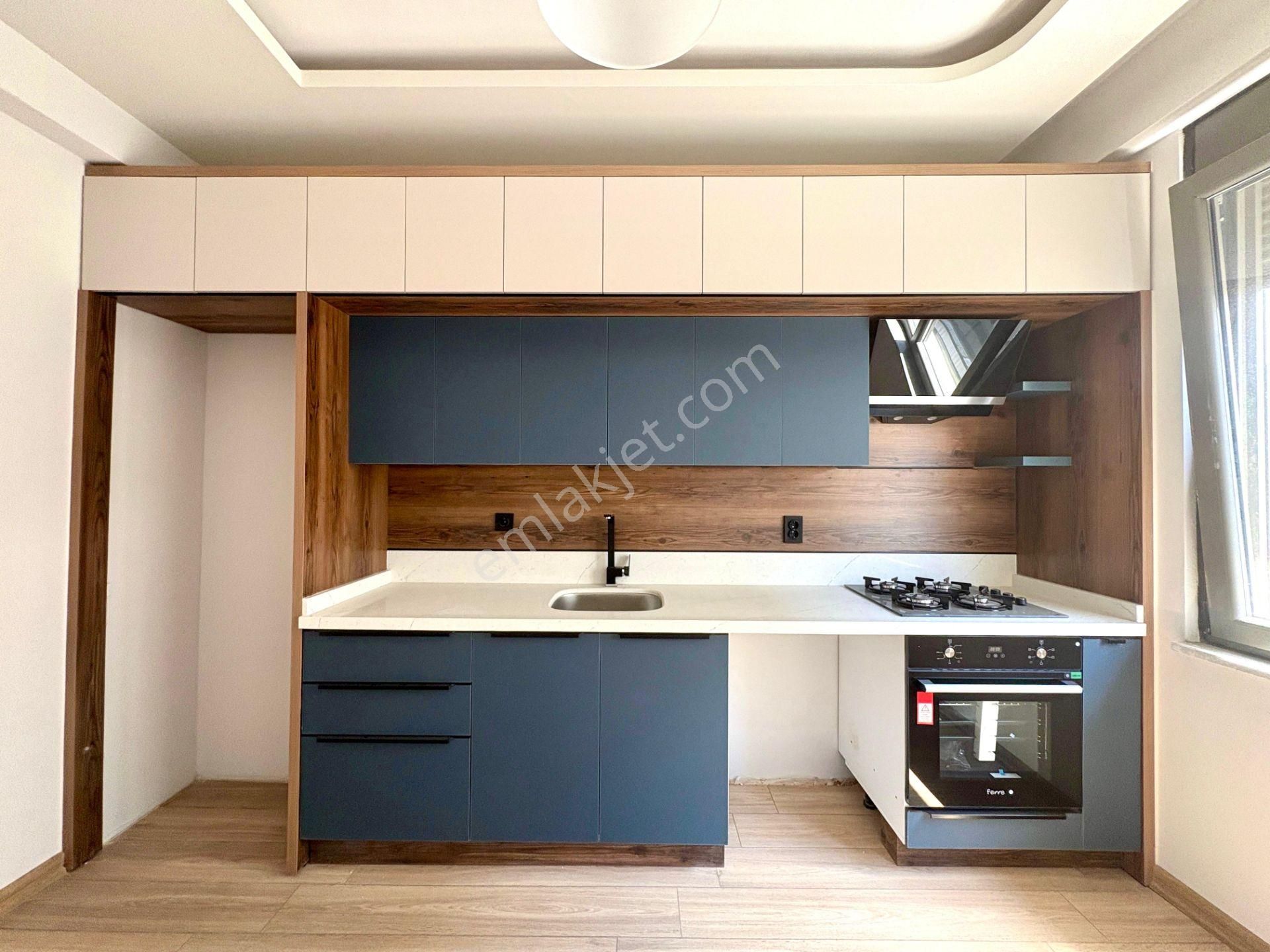 ▶ ▶akçay Körfez'den Sıfır Ayrı Mutfaklı Asansörlü 2+1 Satılık Dubleks