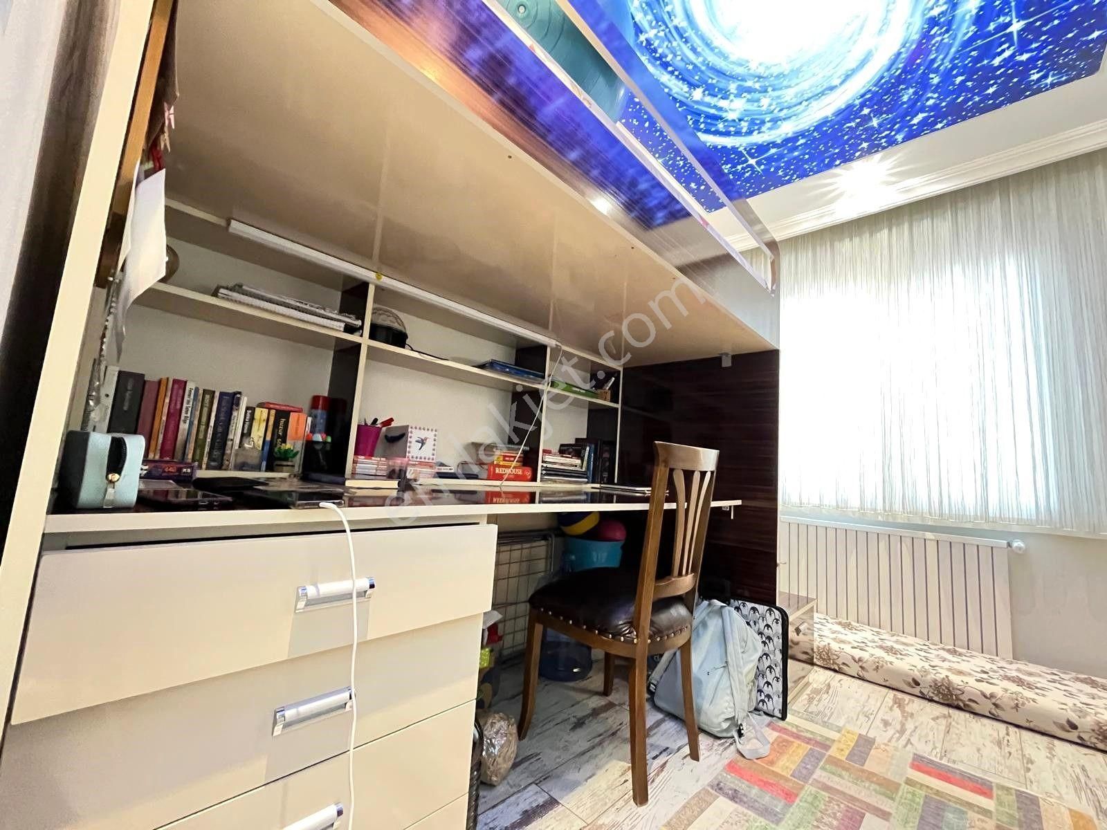 Has Sebada Sefaköy Merkezde 3+1 130m Full Yapılı Masrafsız Daire - Görsel 21