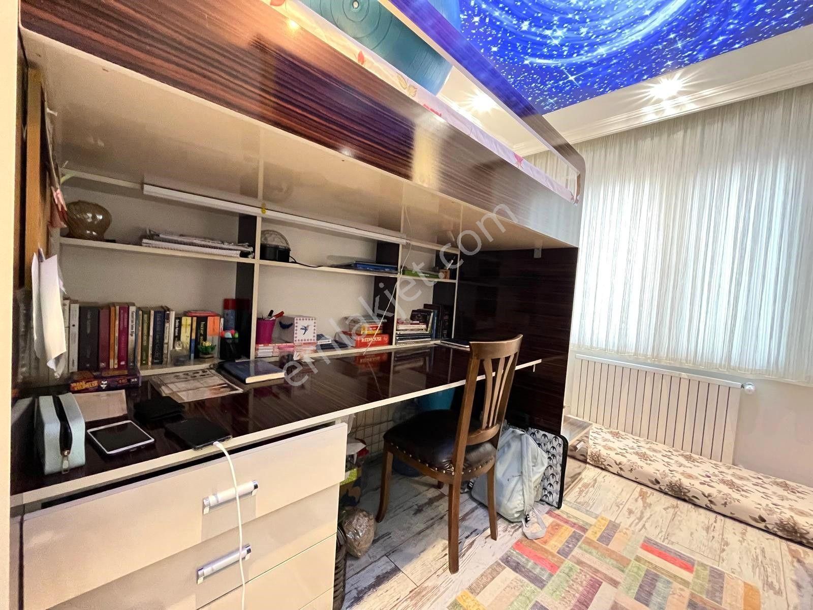 Has Sebada Sefaköy Merkezde 3+1 130m Full Yapılı Masrafsız Daire - Görsel 19