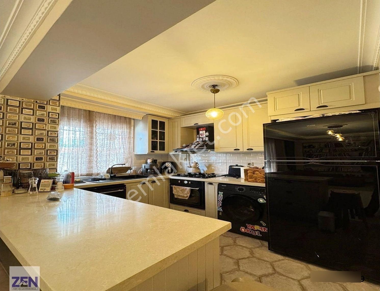 Emsallerin Altında Merkezi Konumda 3+1 Satılık Daire - Görsel 10