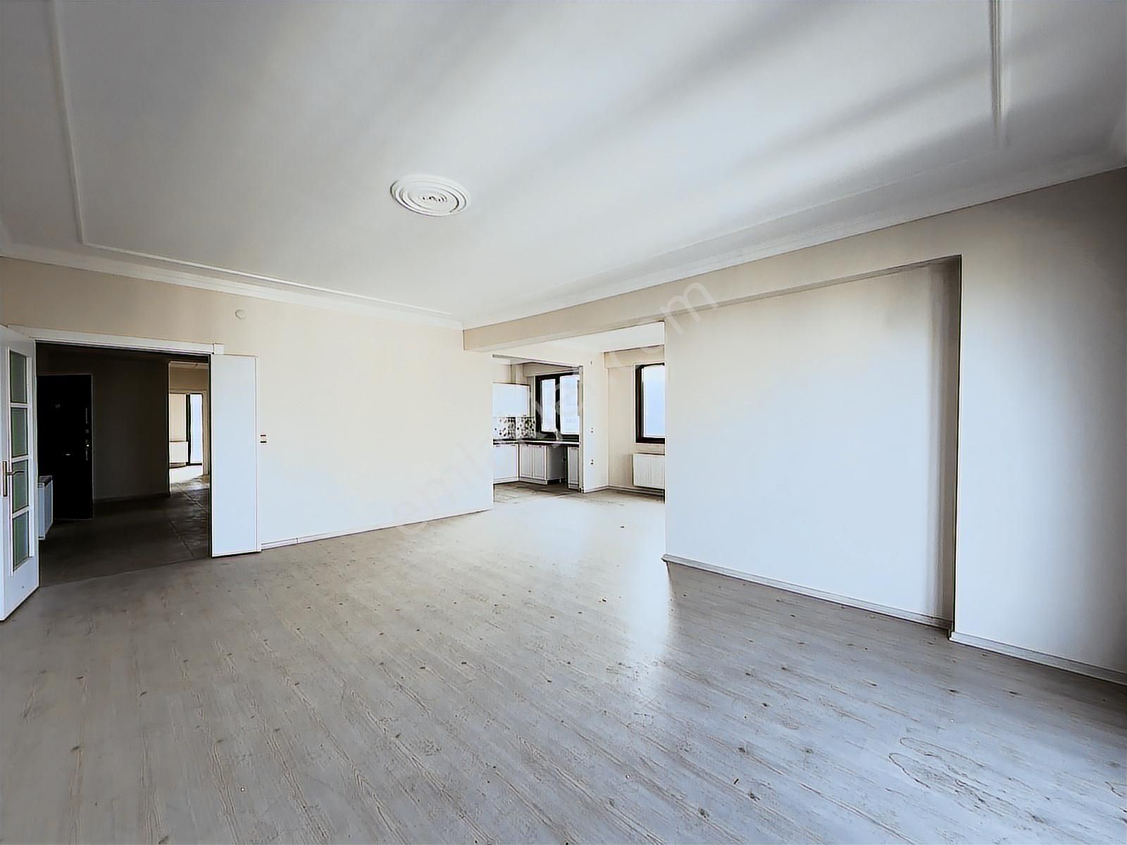 Yomra Aquamarine'de Taşınmaya Hazır Sıfır 4+1 | Tekce - Görsel 4