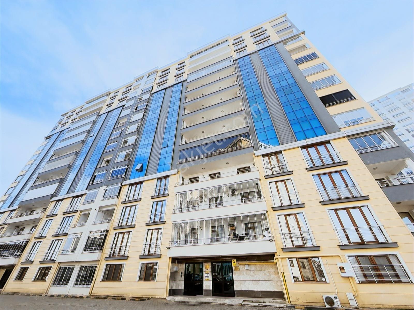 Yomra Aquamarine'de Taşınmaya Hazır Sıfır 4+1 | Tekce - Görsel 2