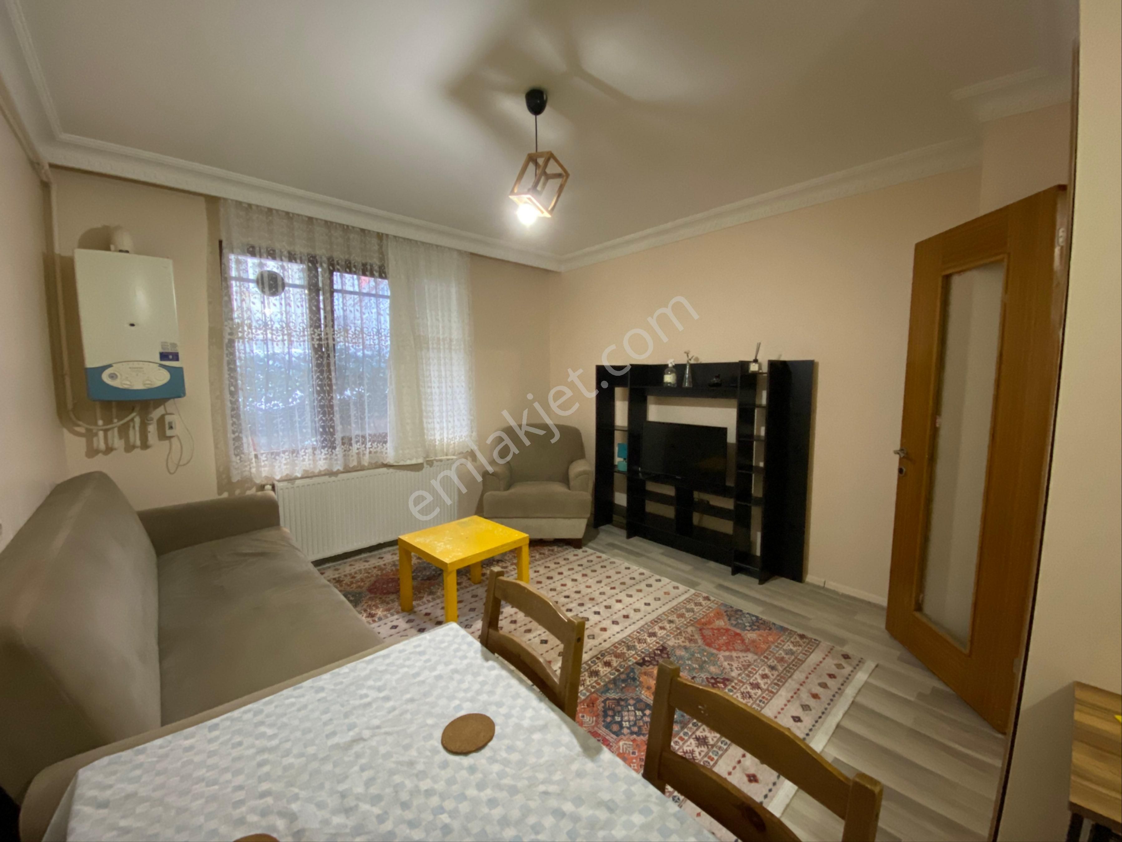 Emniyetevler'de Metroya 6dk,1+1,bahçe Katı Eşyalı Daire Artum'da