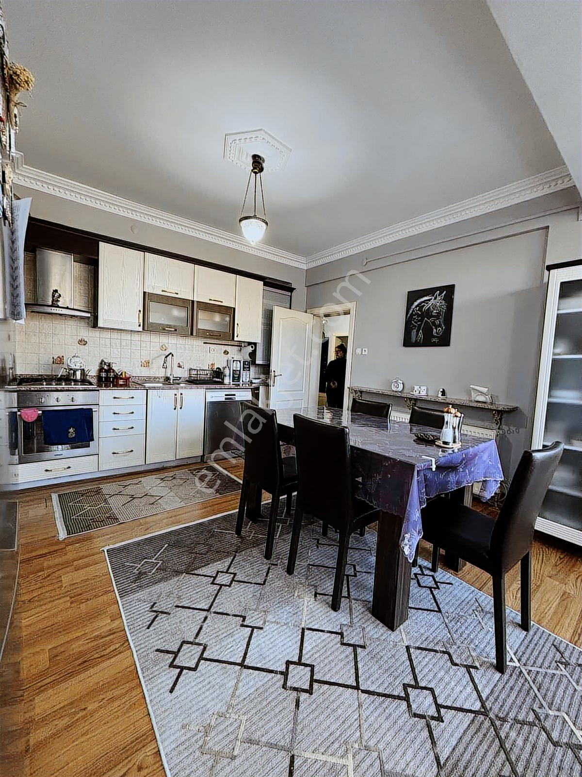 Beyhekım Mah . Site İçersinde Satılık 4+1 Trıblex Villa - Görsel 16