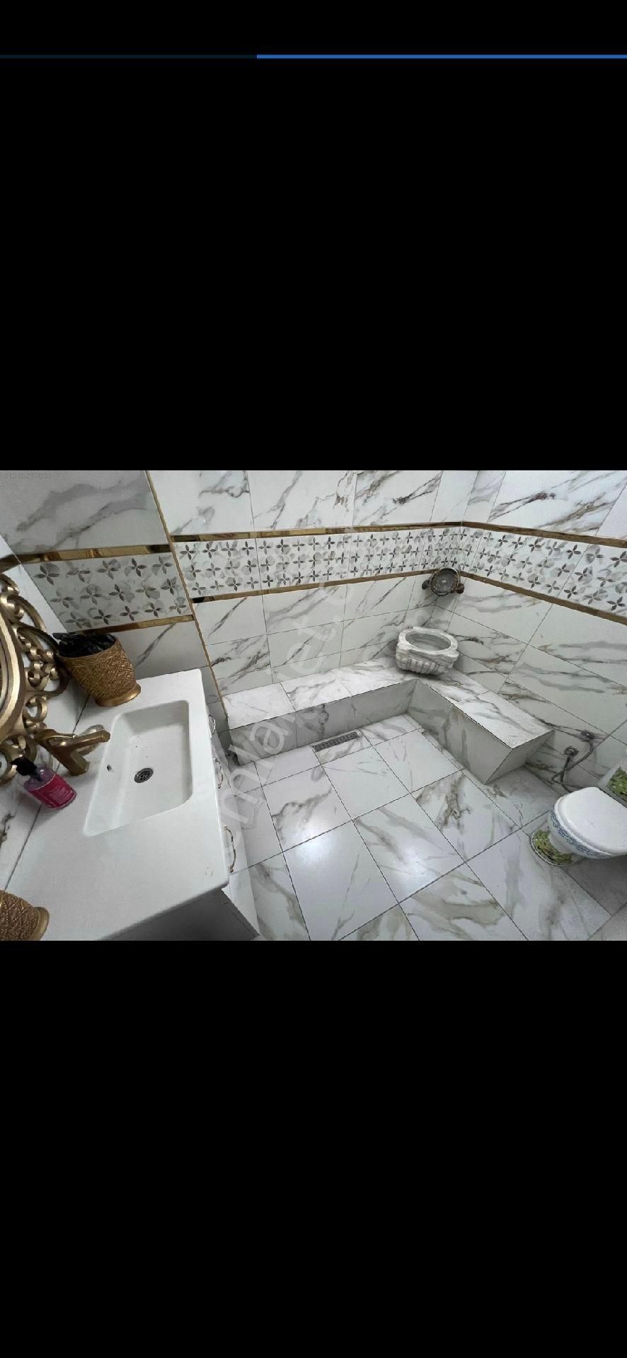 Selimzade Mahallesi'nde Türk Hamamlı Tertemiz Bakımlı Daire