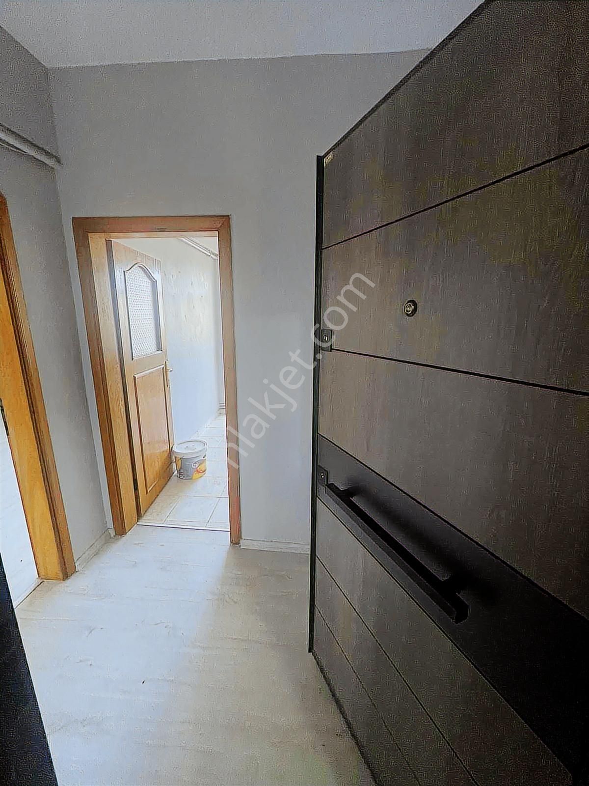 Koru Emlak'tan Yenilenmiş 2+1 Daire 12.5m2 Arsa Paylı - Görsel 10