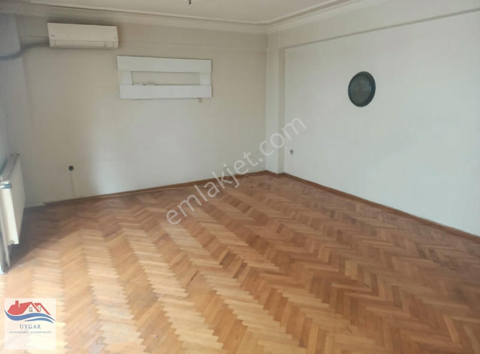 Karşıyaka Atakent Migros Sokağında - Görsel 14