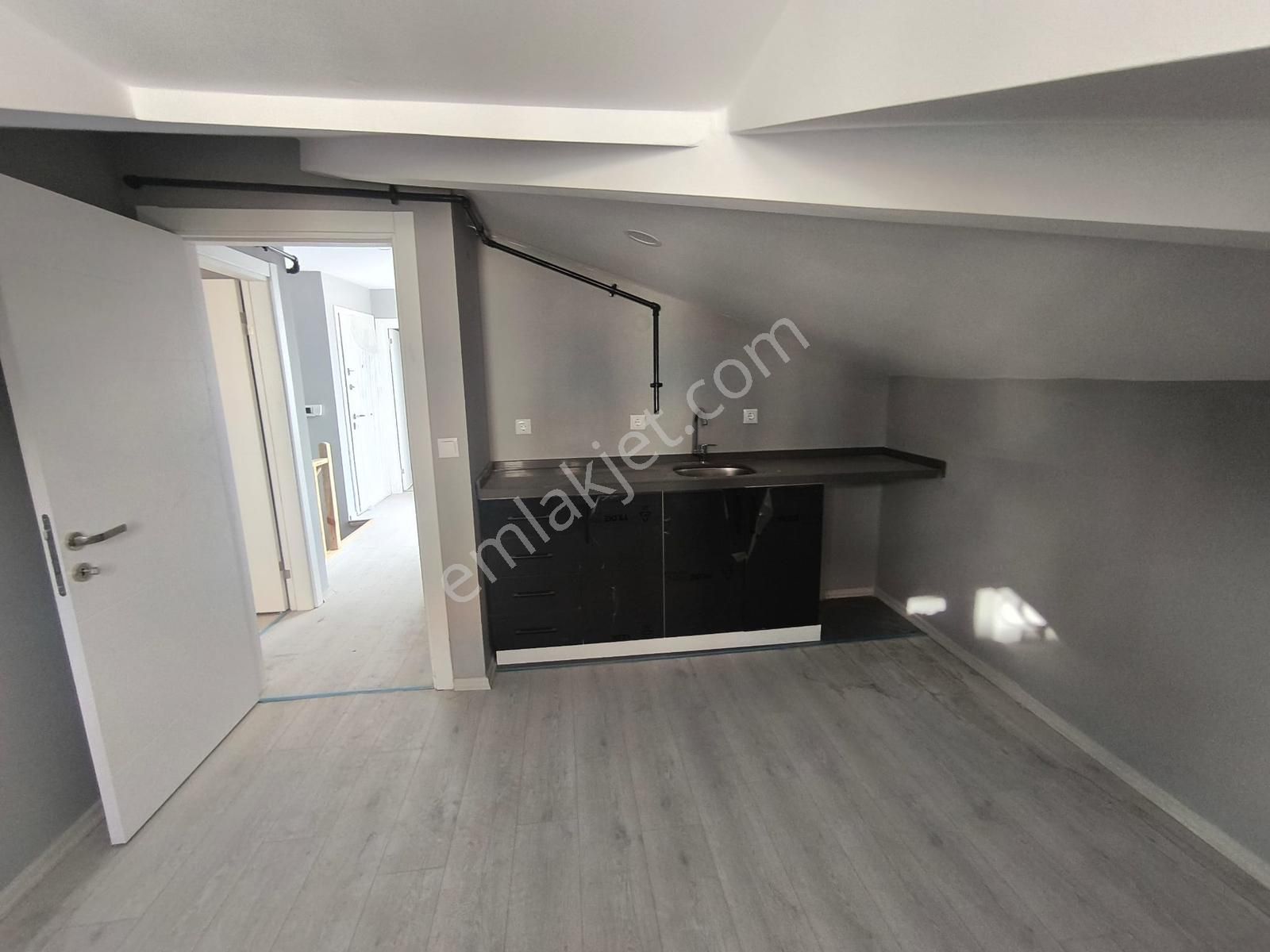 Büyükçekmece Pınartepe Mahallesinde 5+1 Dubleks Sıfır Daire - Görsel 8