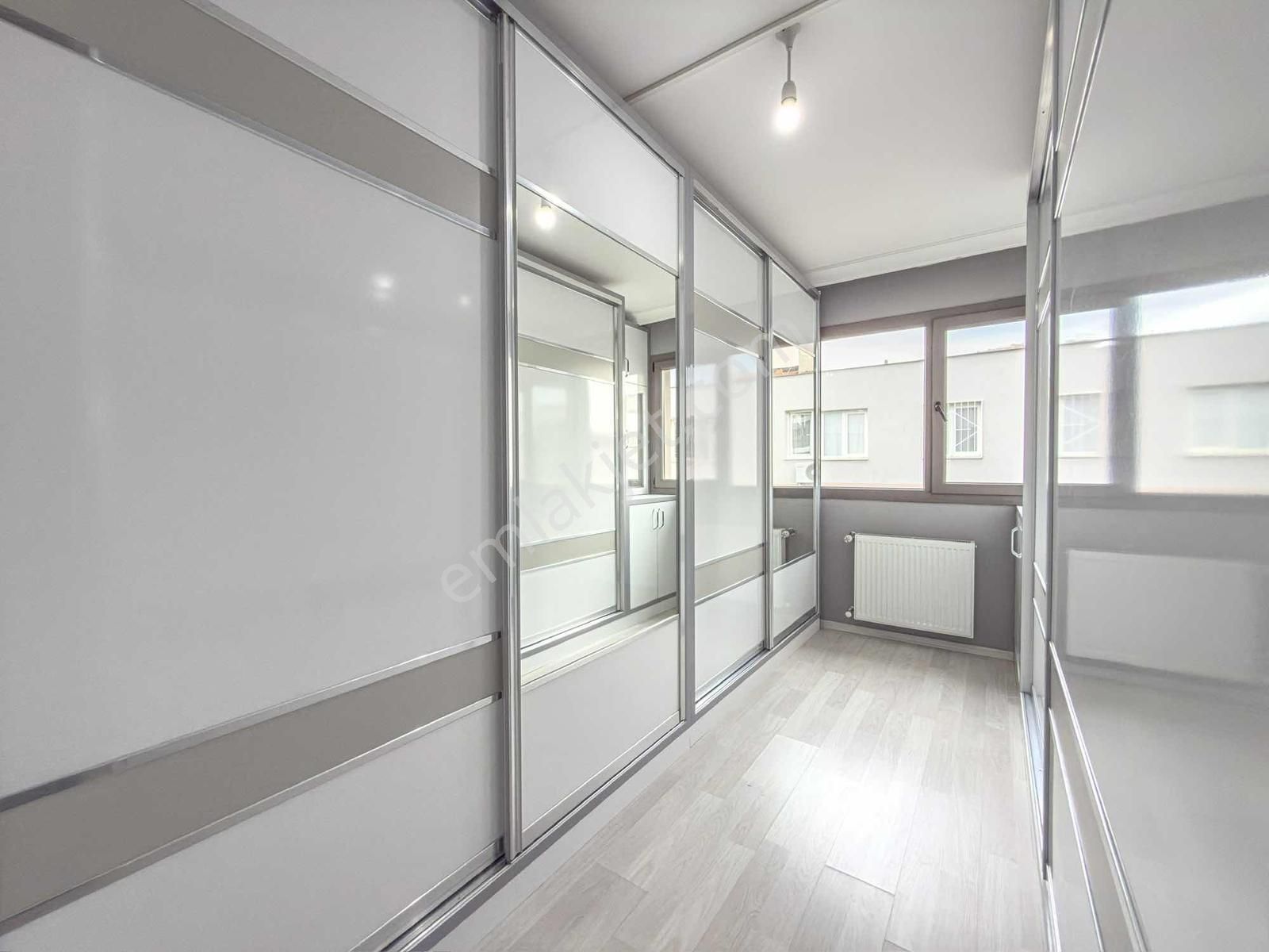 Manzaralı,geniş Teraslı,köşe 4+1 220 M2 Yeni Ve Kaliteli Daire - Görsel 32