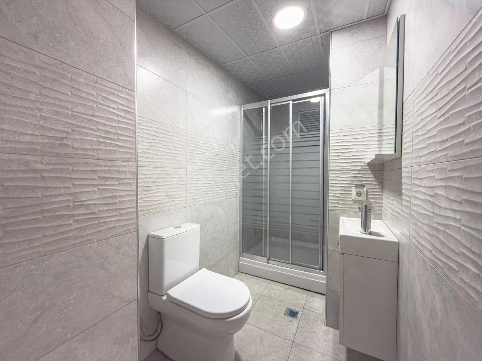 Manzaralı,geniş Teraslı,köşe 4+1 220 M2 Yeni Ve Kaliteli Daire - Görsel 30
