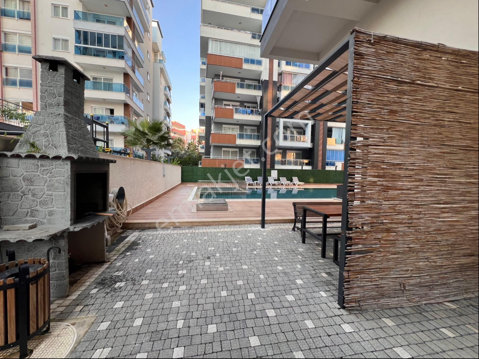 Alanya Mahmutlarda Kiralık Full Eşyalı 1+1 Daire Merkezi Konum - Görsel 4