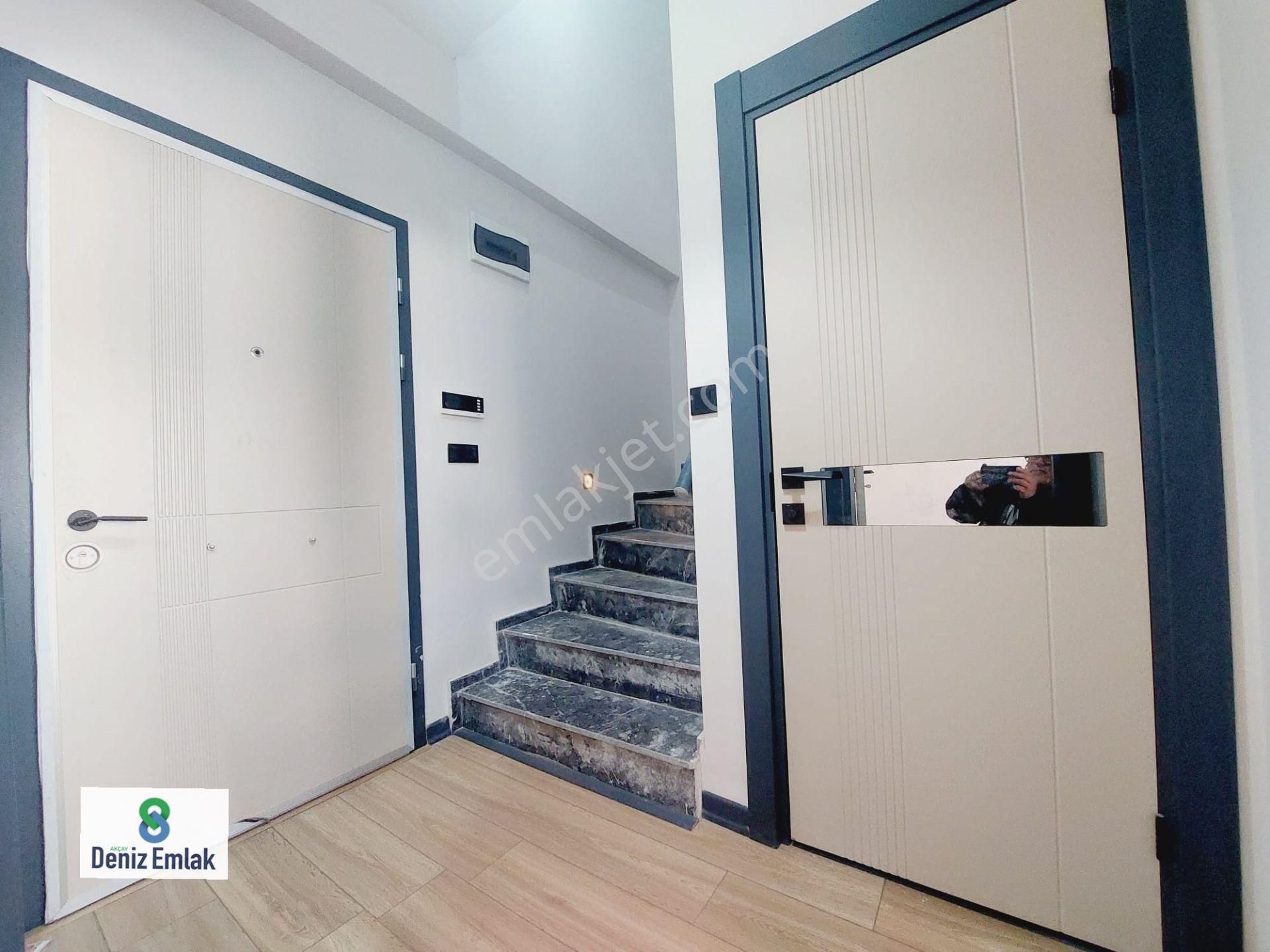 Denizden Akçayda Yeni Binada Asansörlü Satılık 2+1 Dubleks Daire. - Görsel 15