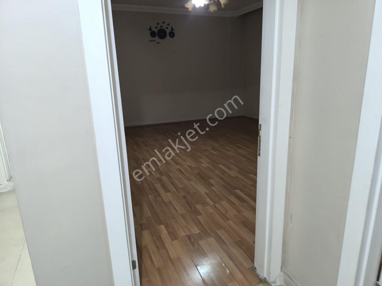 Ulaş Emlak Elvankent Bitişiği Gimsa Karşısı Site İçi - Görsel 3