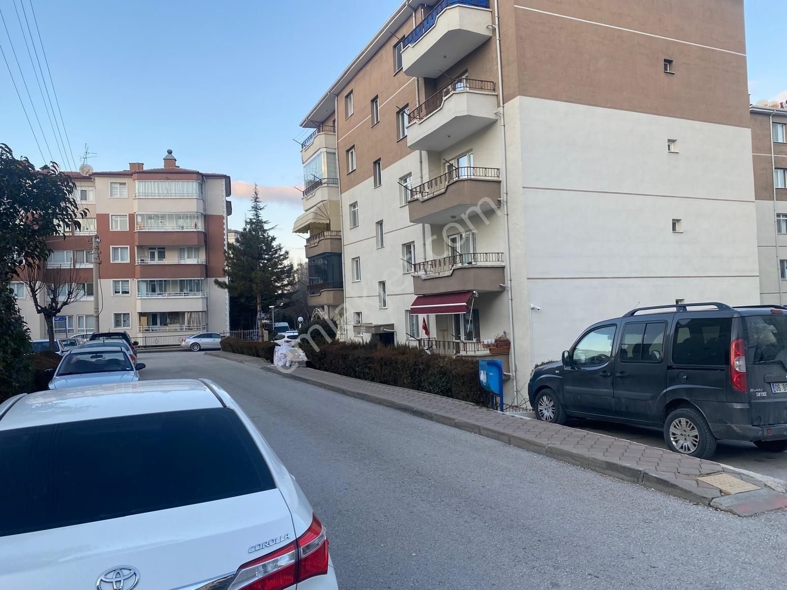 Ulaş Emlak Elvankent Bitişiği Gimsa Karşısı Site İçi - Görsel 14