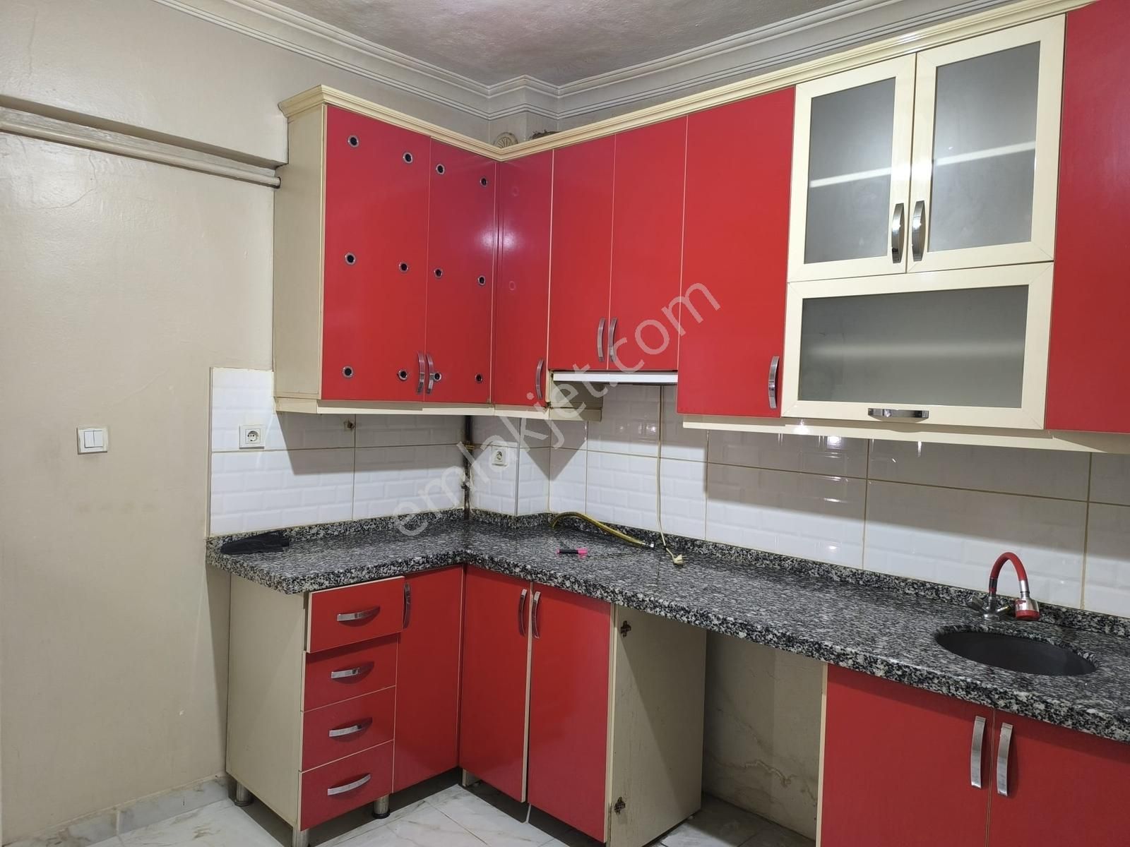 Ulaş Emlak Elvankent Bitişiği Gimsa Karşısı Site İçi - Görsel 10