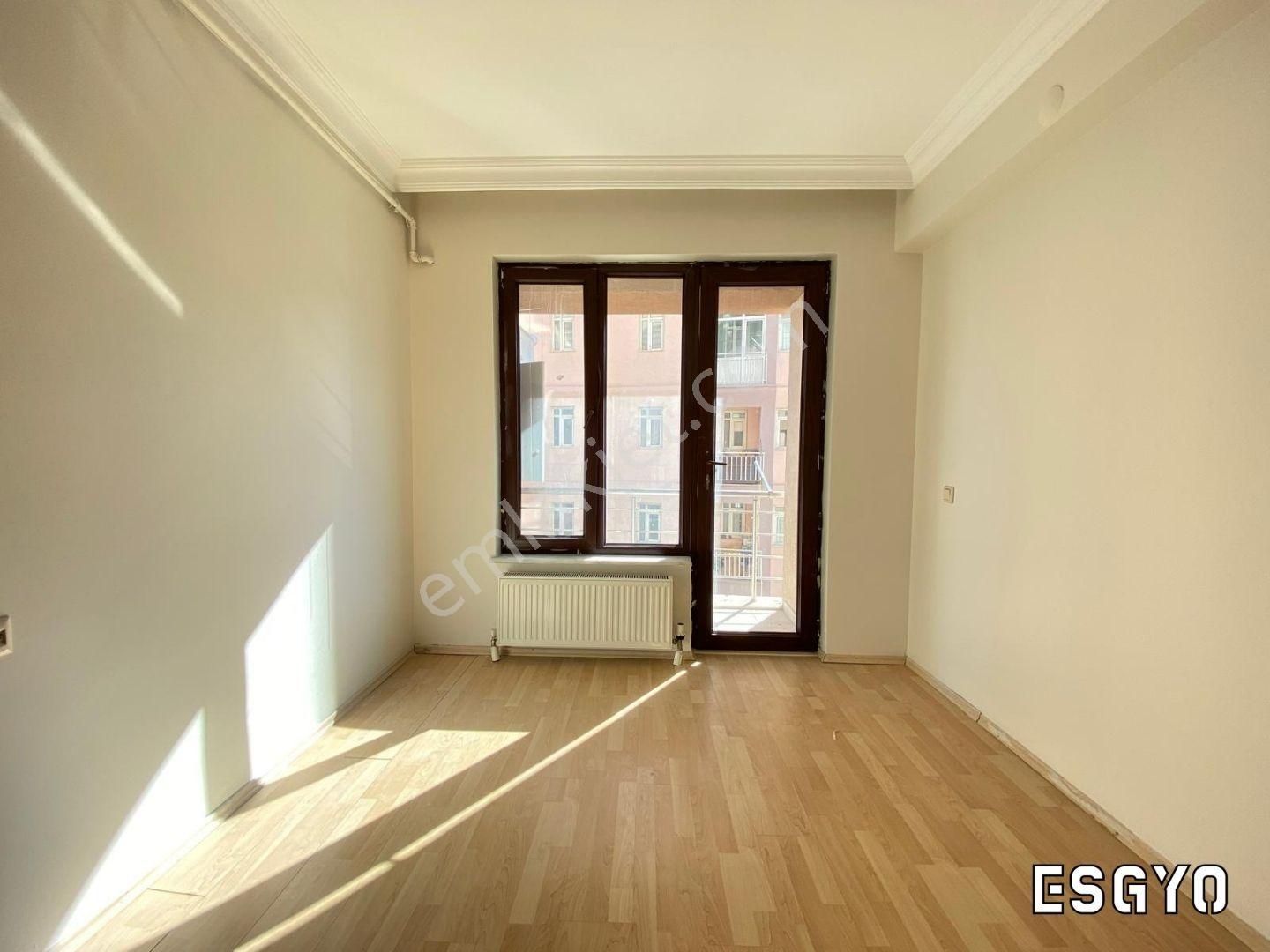 Esgyo'dan Atatürk Lisesi Karşısı Ebeveyn Banyolu 3+1 Daire - Görsel 12