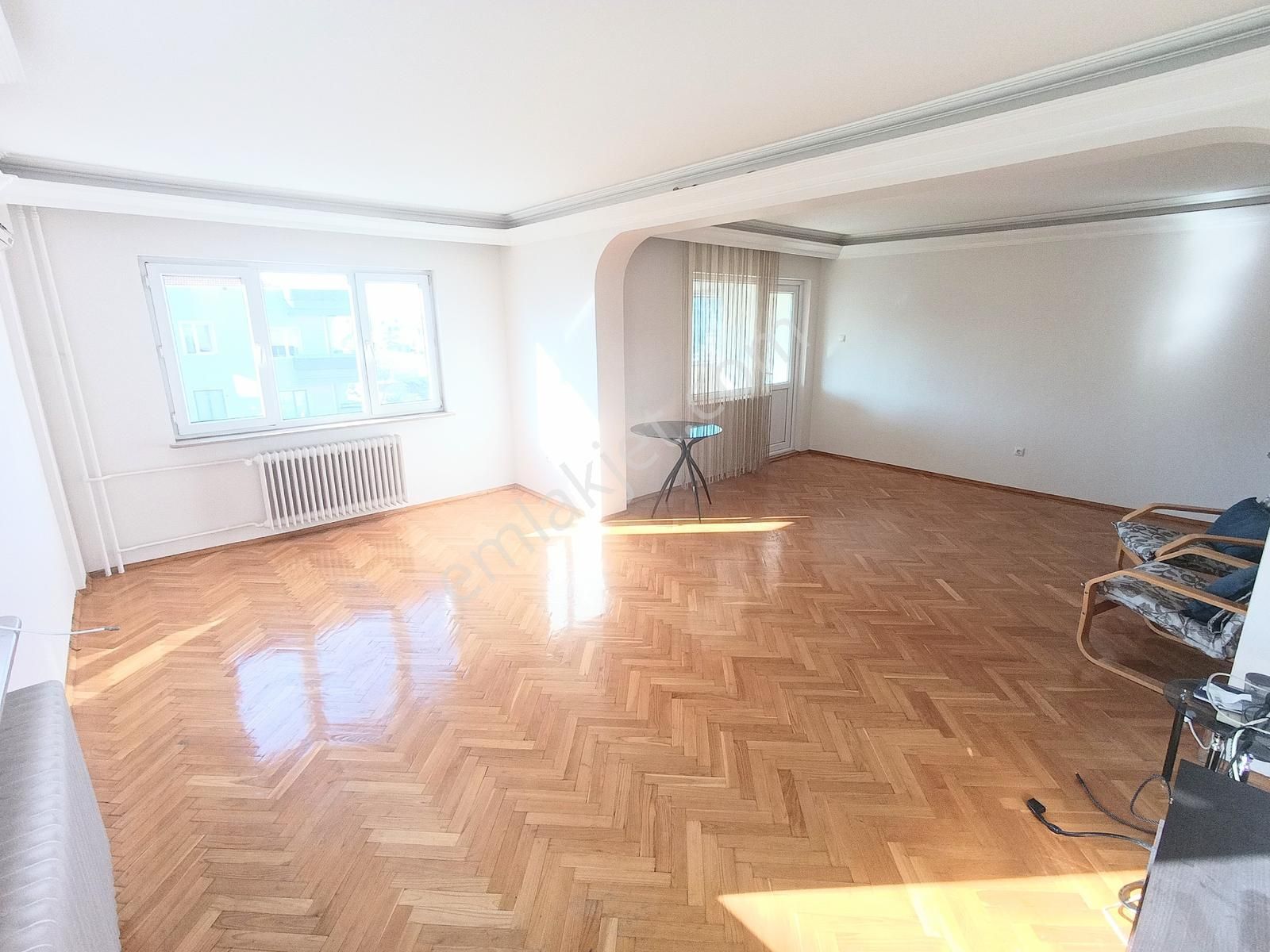 Şekerlerden Dikkaldırımda Merkezi Lokasyonda 4+1 Satılık Daire - Görsel 4