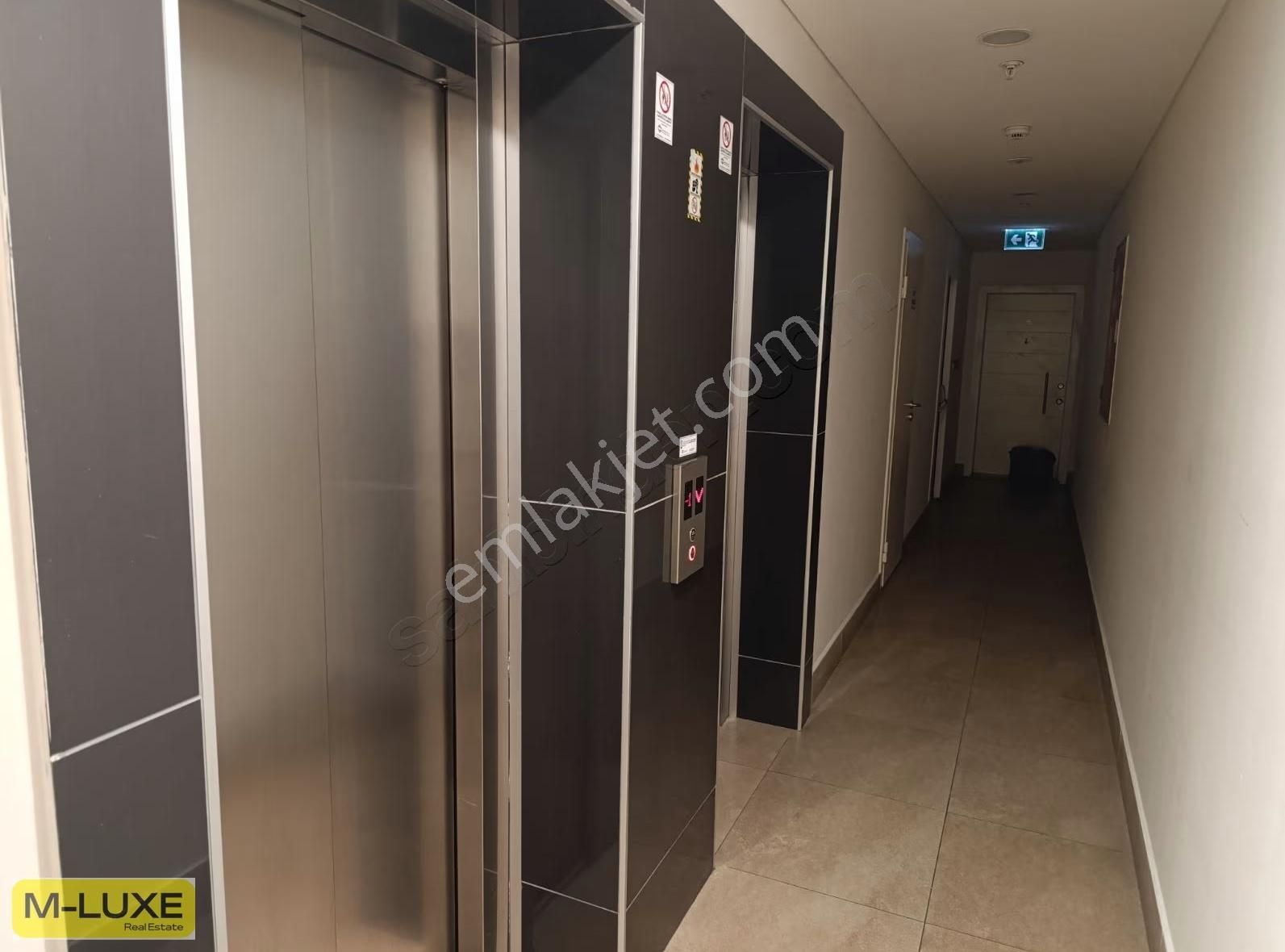 İstanbul Sarayları Peyzaj Manzaralı 3,5+1-164m² Boş-hemen Taşın - Görsel 34