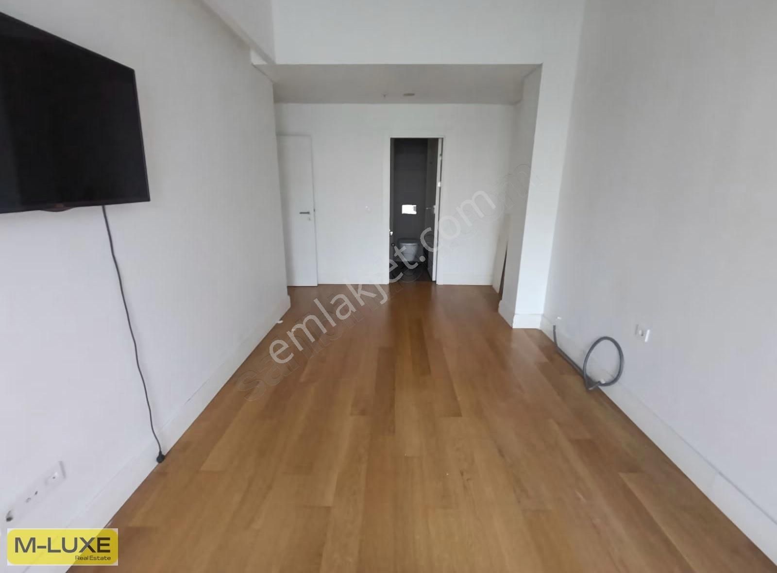 İstanbul Sarayları Peyzaj Manzaralı 3,5+1-164m² Boş-hemen Taşın - Görsel 17