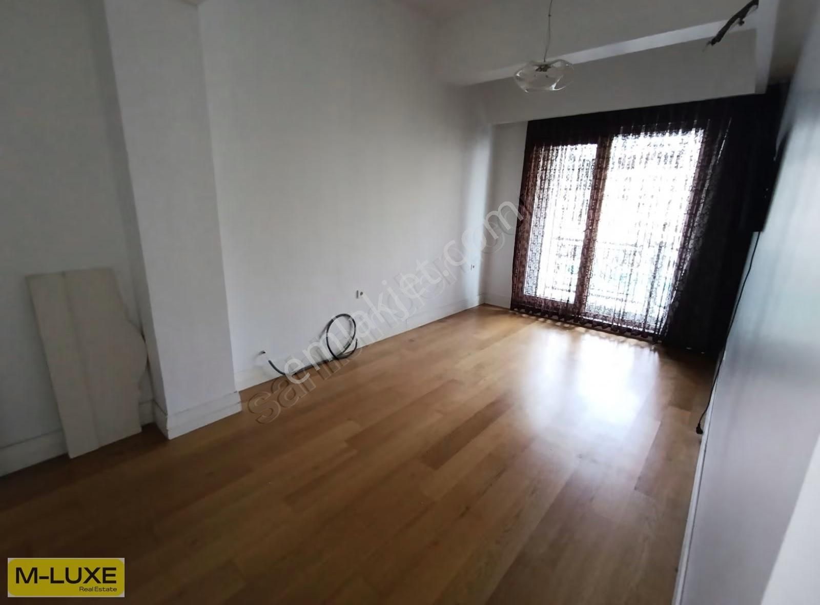 İstanbul Sarayları Peyzaj Manzaralı 3,5+1-164m² Boş-hemen Taşın - Görsel 5