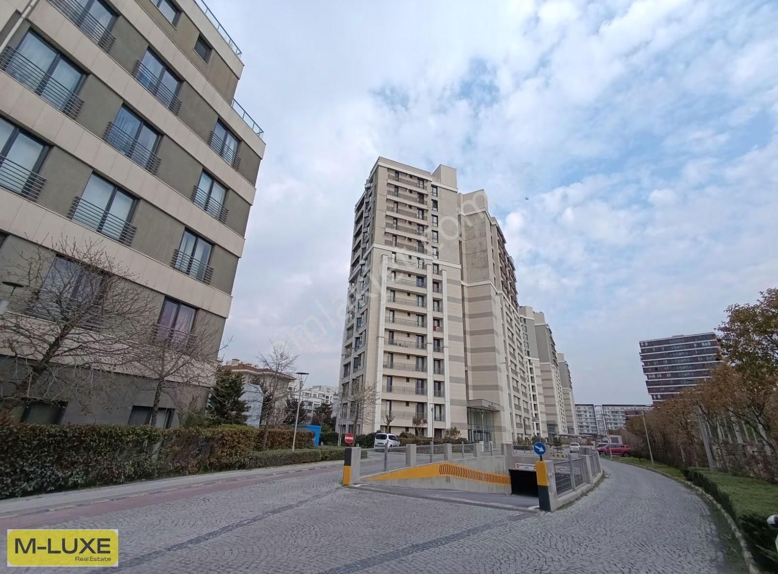 İstanbul Sarayları Peyzaj Manzaralı 3,5+1-164m² Boş-hemen Taşın - Görsel 10