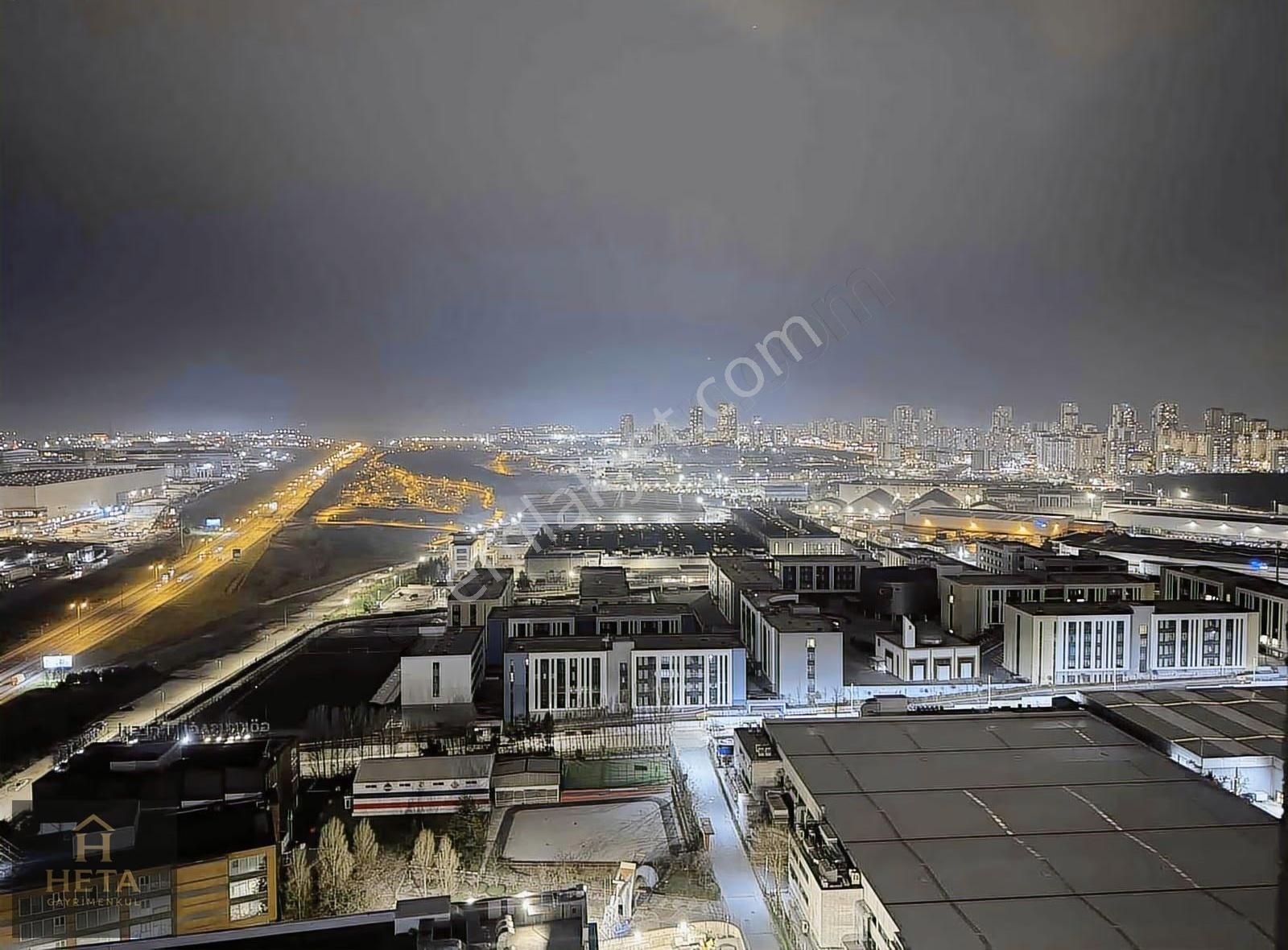 Bahçeşehir Havuzlu Güvenlikli Otoparklı Kapalı Mutfak 2+1 - Görsel 12