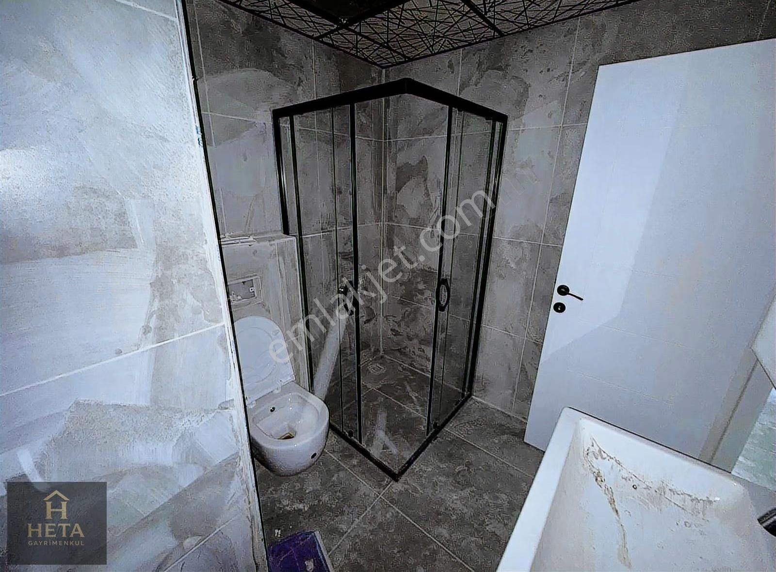 Bahçeşehir Havuzlu Güvenlikli Otoparklı Kapalı Mutfak 2+1 - Görsel 32