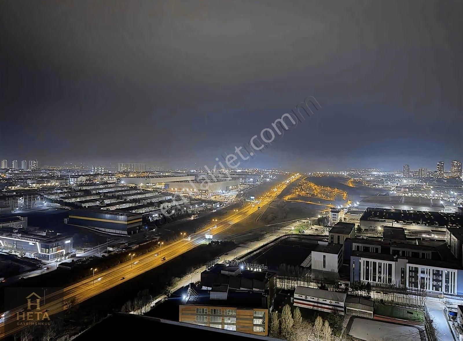 Bahçeşehir Havuzlu Güvenlikli Otoparklı Kapalı Mutfak 2+1 - Görsel 21