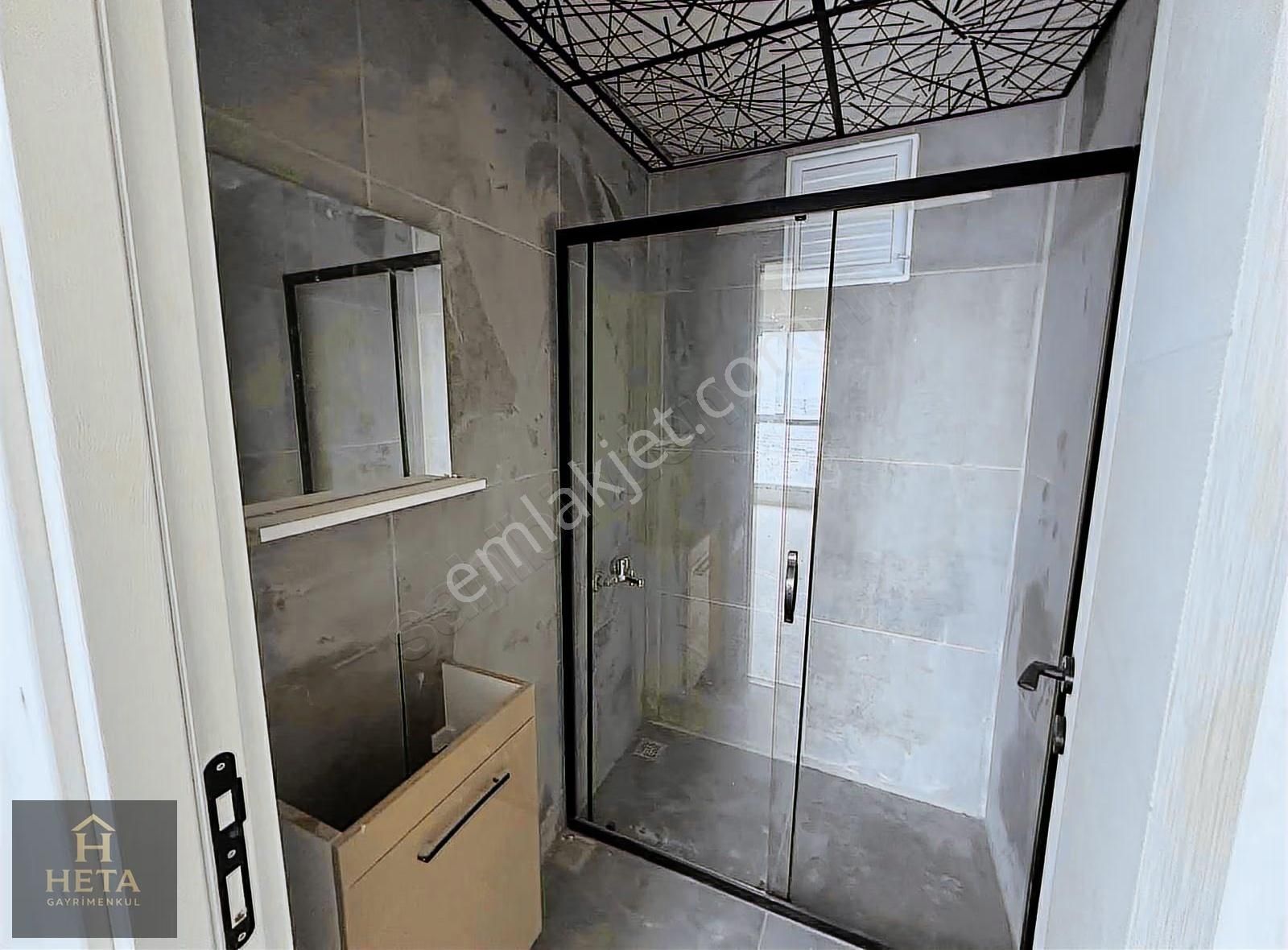 Bahçeşehir Havuzlu Güvenlikli Otoparklı Kapalı Mutfak 2+1 - Görsel 7