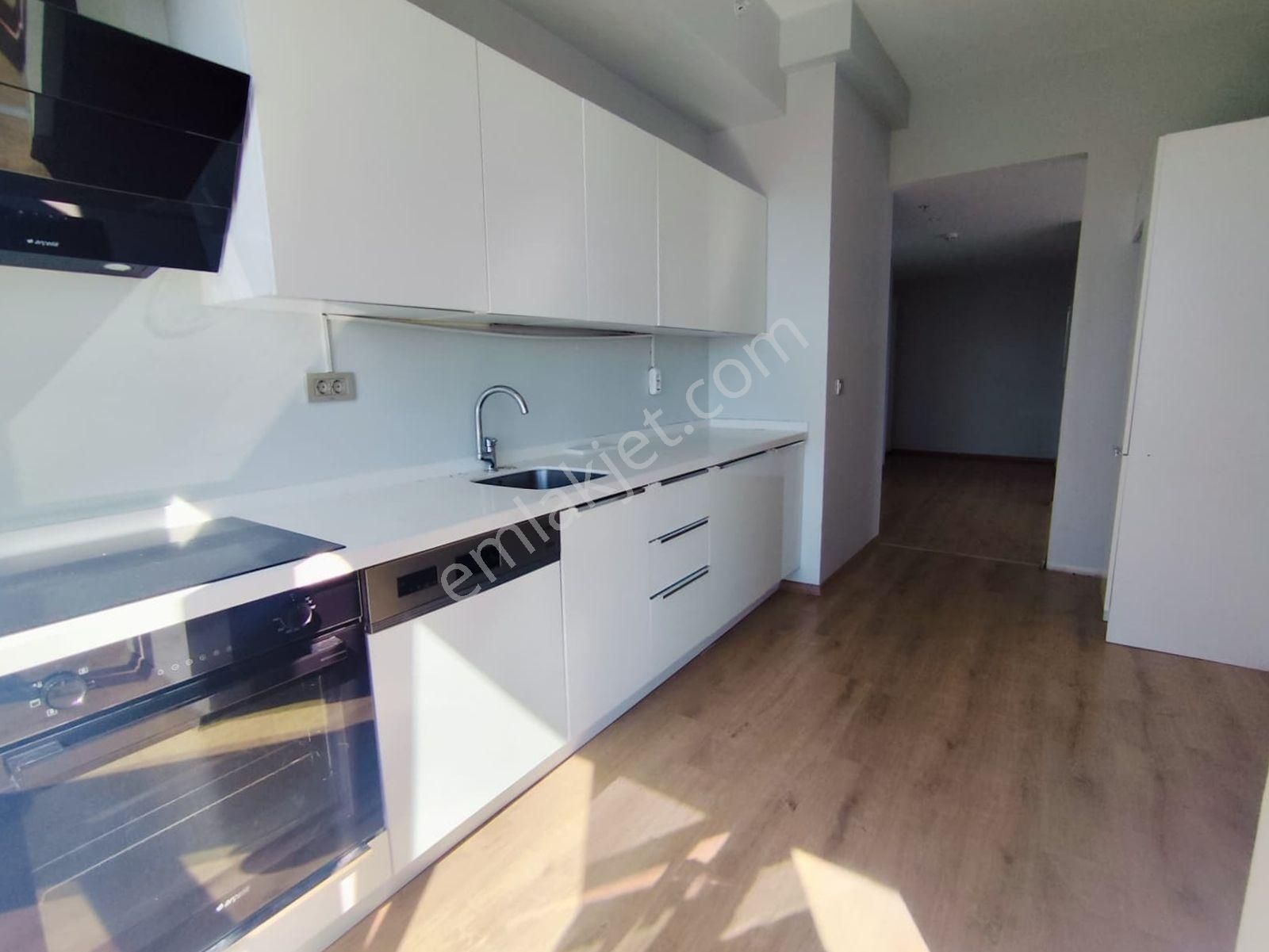 Adnan Kahveci Metroya Yürüme Site İçi 3+1 Deniz Manzaralı Arakat - Görsel 14