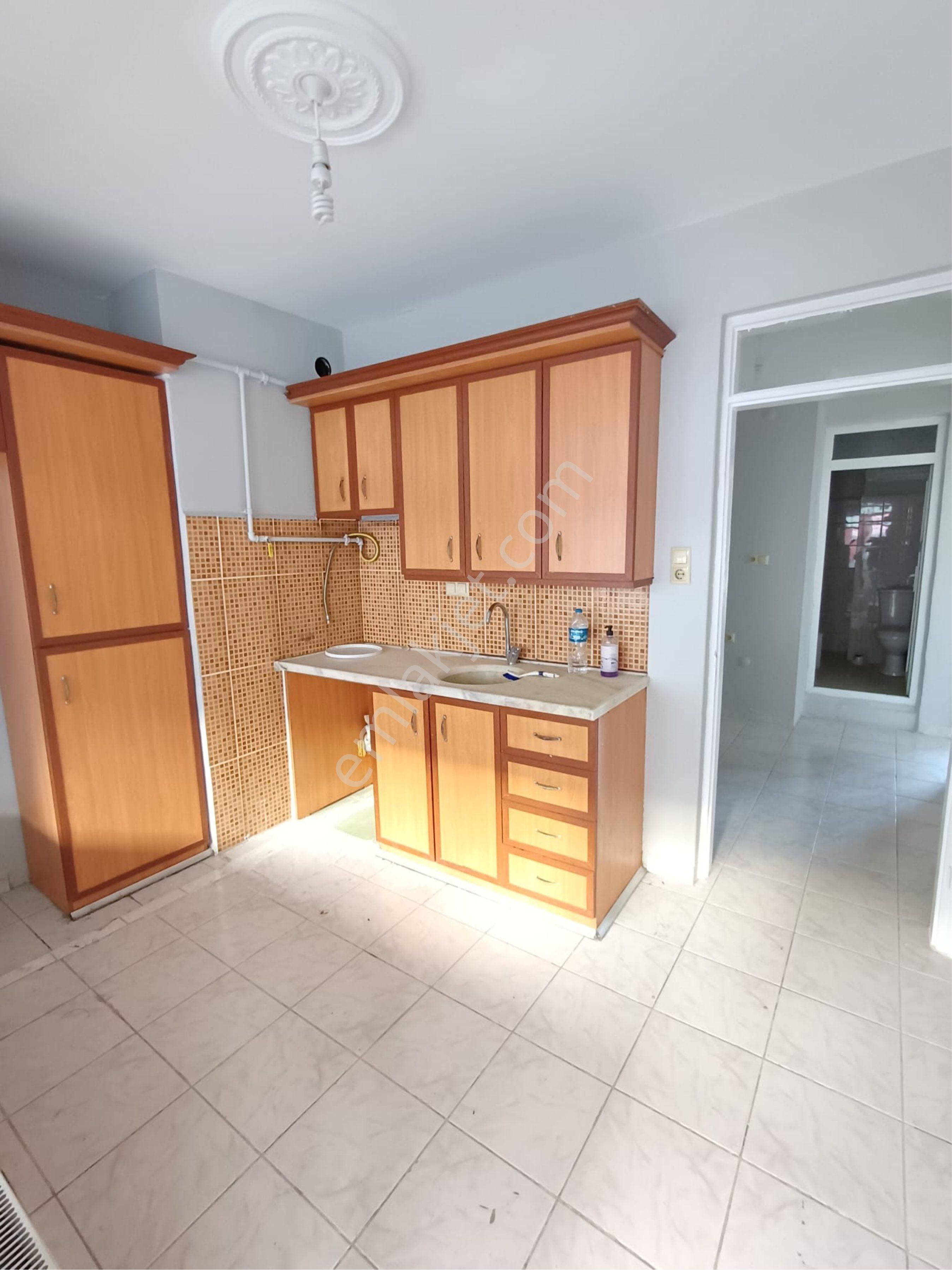 Ciftlik Mahallesinde İci Temiz Satılık Daire - Görsel 5