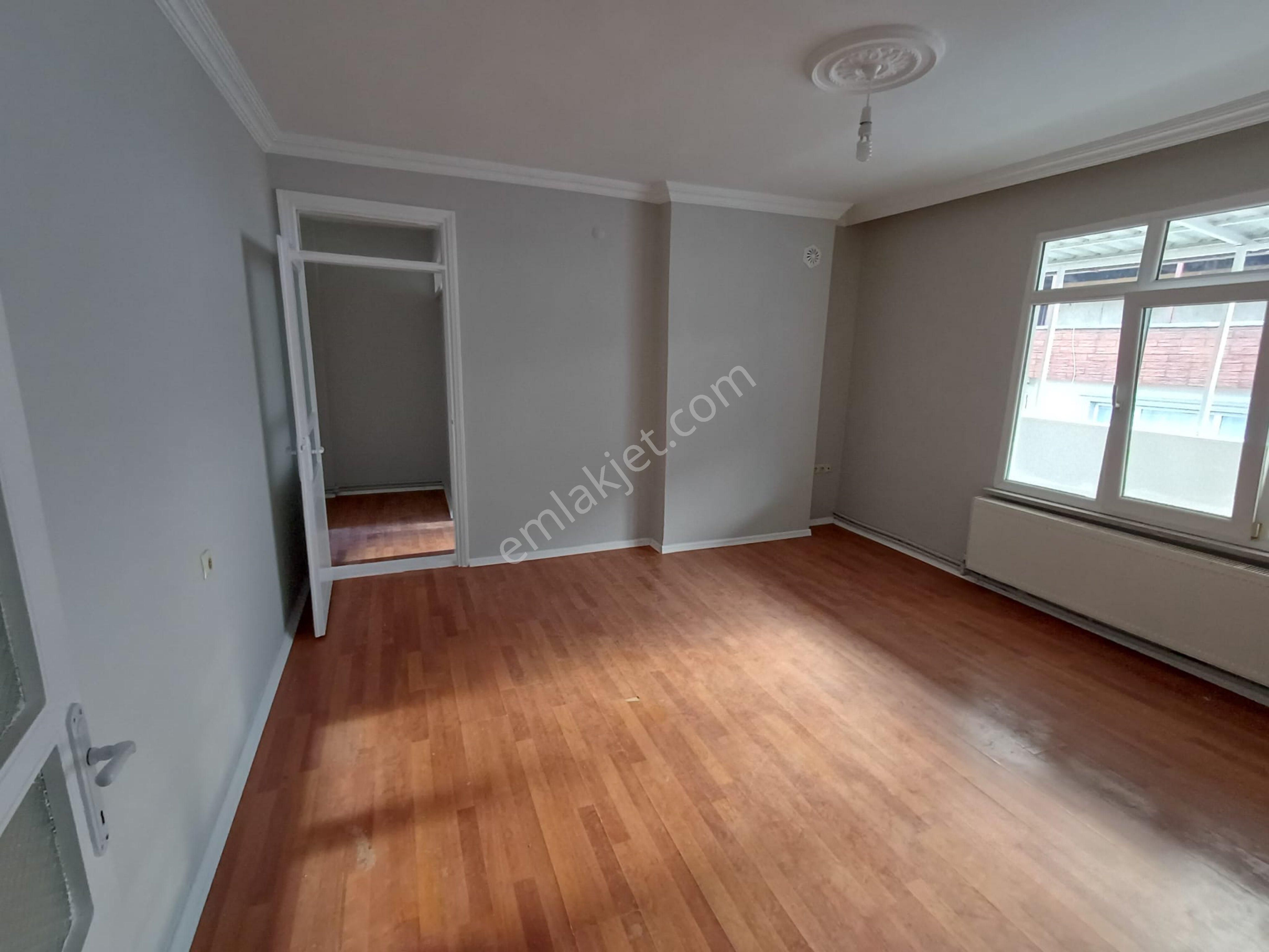 Ciftlik Mahallesinde İci Temiz Satılık Daire - Görsel 10