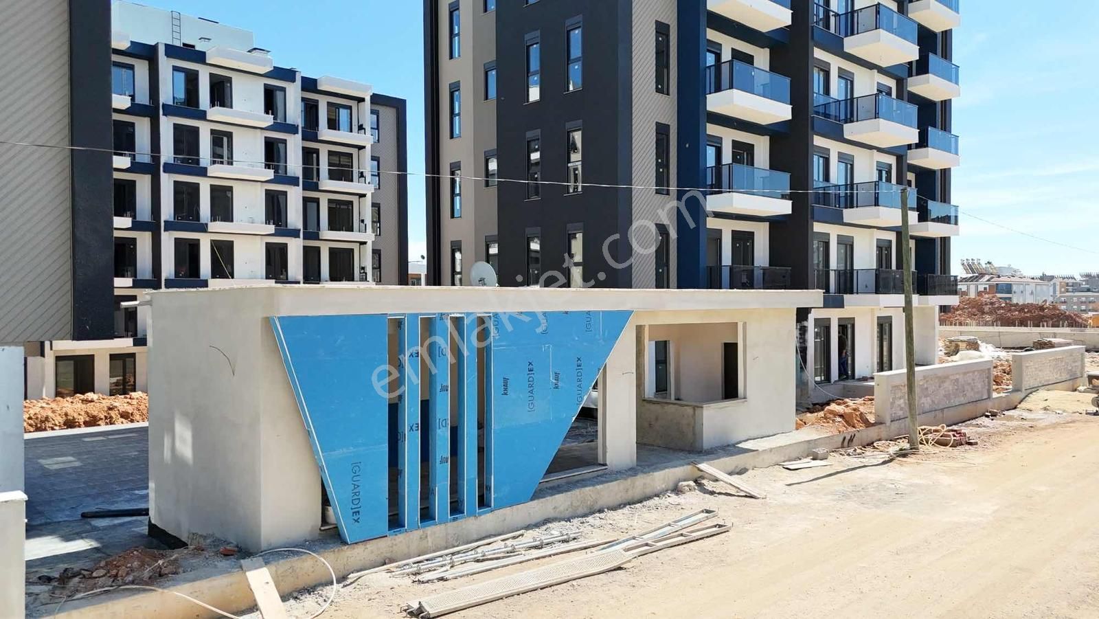 Sıfır 1+1 | Havuzlu Sitede | Yerden Isıtmalı | Kapalı Otoparklı - Görsel 6