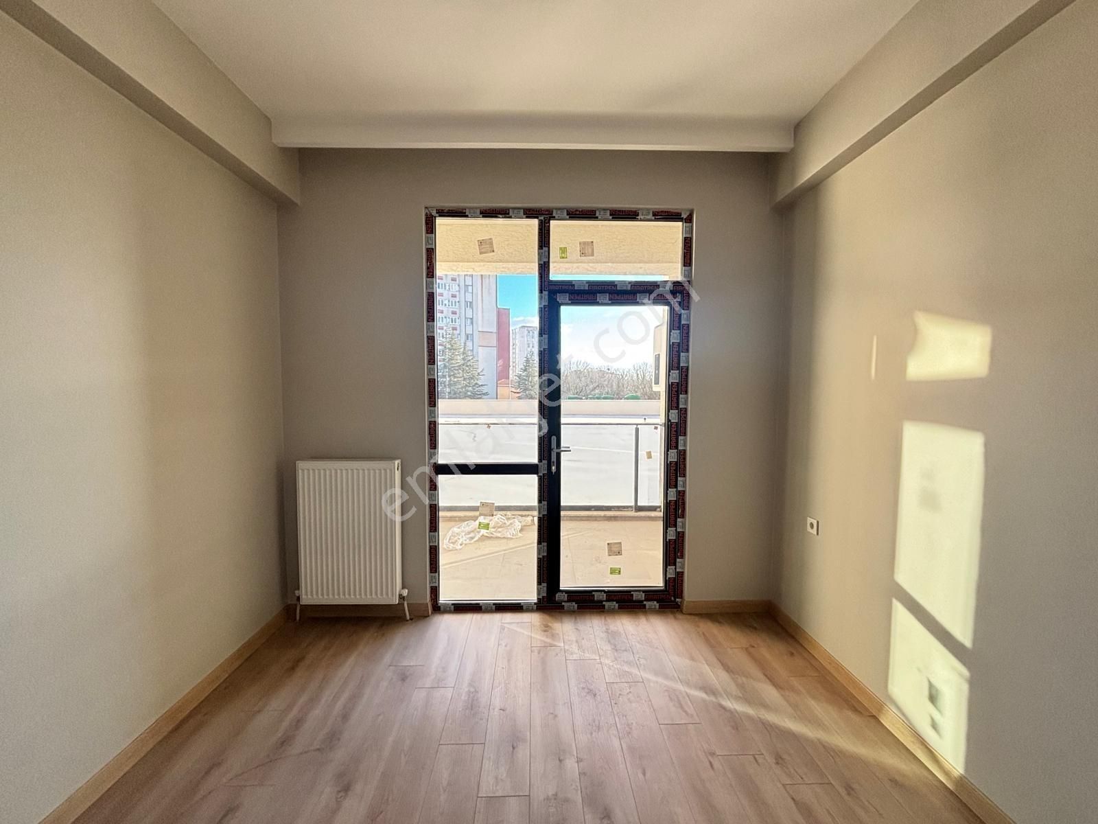 Fa Özbir'den Tepe Bölgesi Site İçi Kiralık 1+1 Daire... - Görsel 7