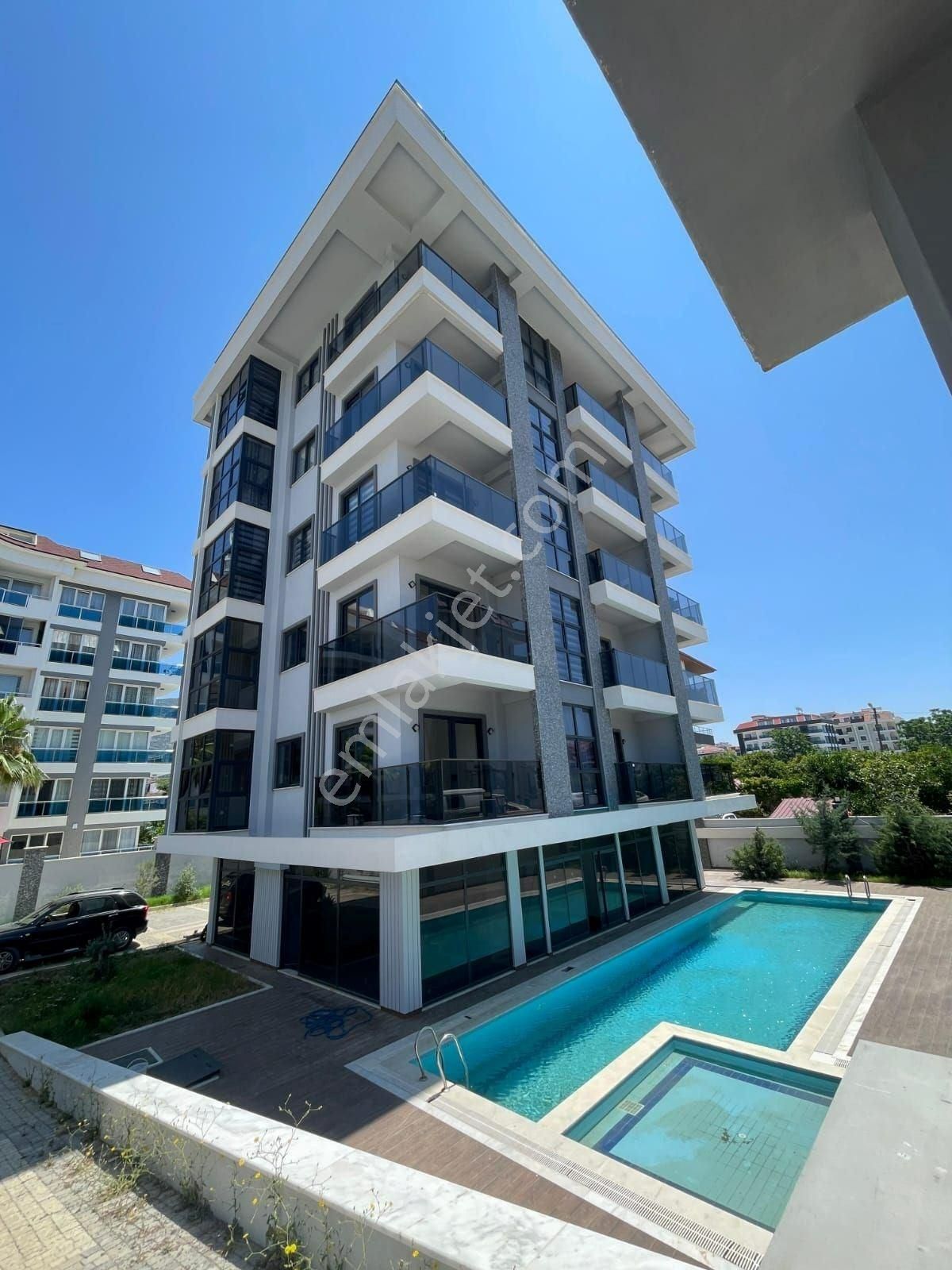 Alanya Kestel’de Denize 150 M Mesafede 1+1 Satılık Daire