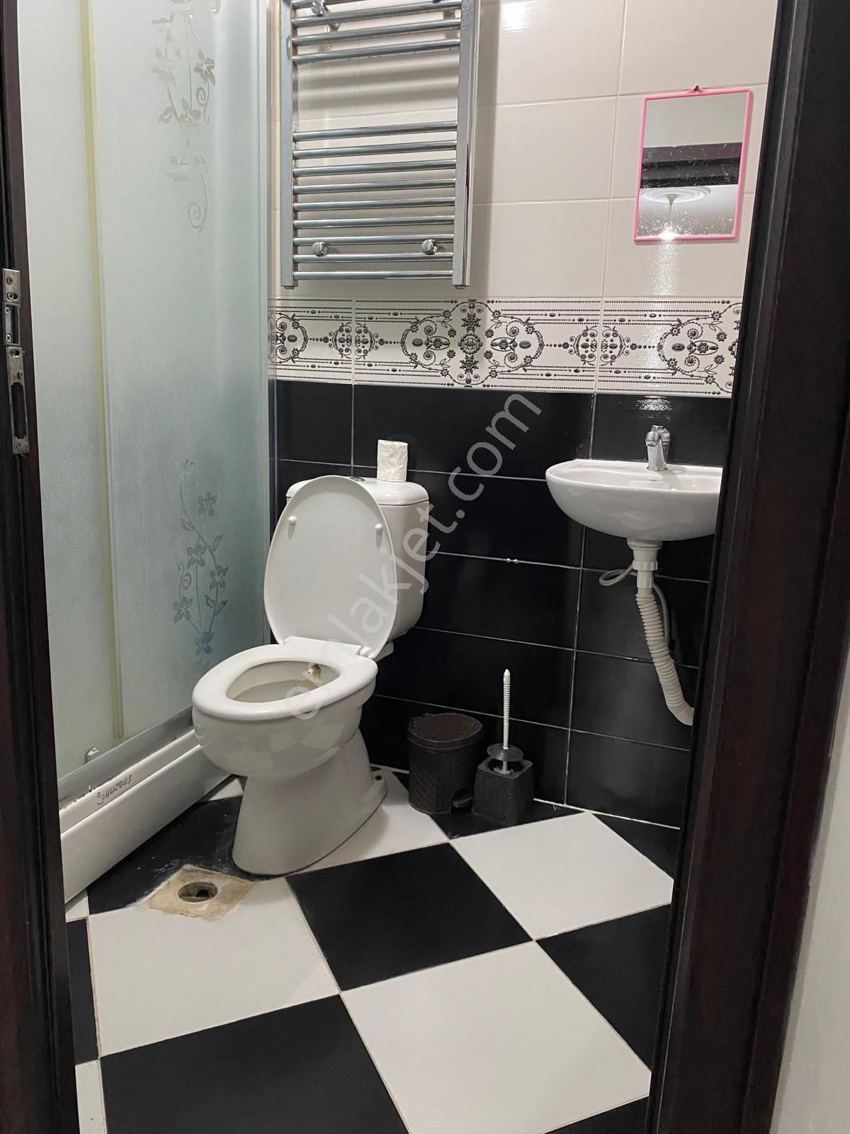 Ş.evlerde Metrobüse 3dk.2+1 90m2 Asansöörlü Teraslı Full Eşyalı Lüx - Görsel 8