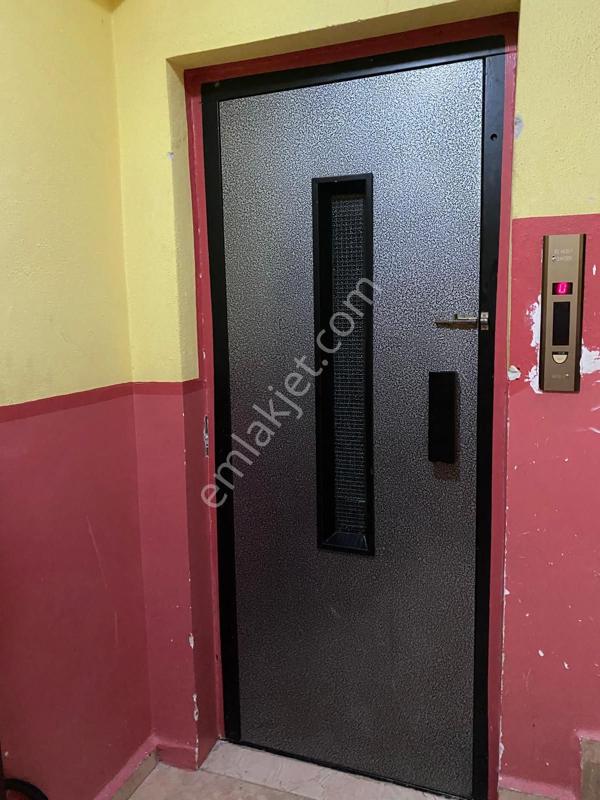 Ş.evlerde Metrobüse 3dk.2+1 90m2 Asansöörlü Teraslı Full Eşyalı Lüx - Görsel 3