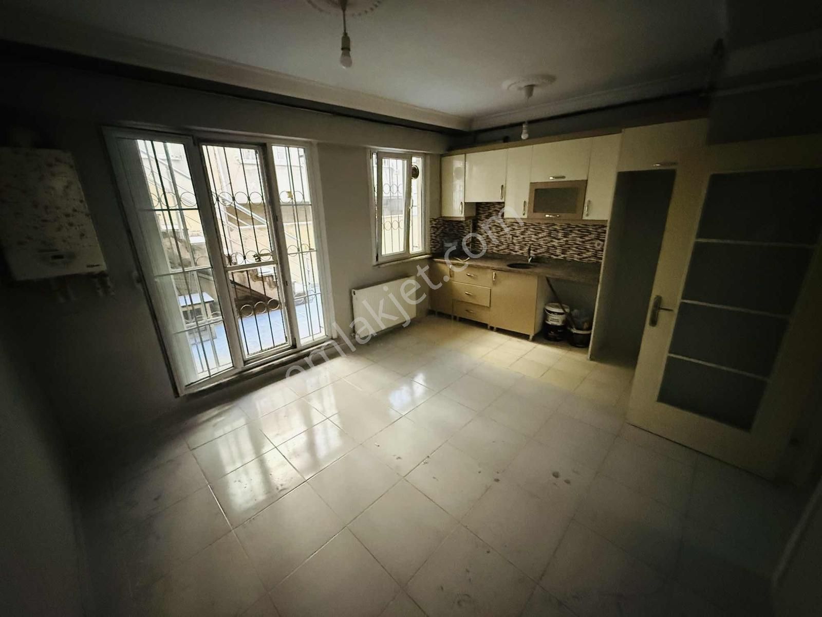 Mehmet Akif Mah. Yatırım Fırsatı 1+1 Bahçekat Daire - Görsel 4